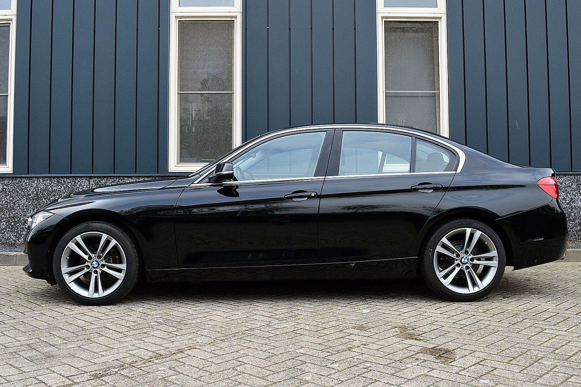BMW 3-serie 320i Centennial Executive 33994157-1.jpg | ABC Auto's