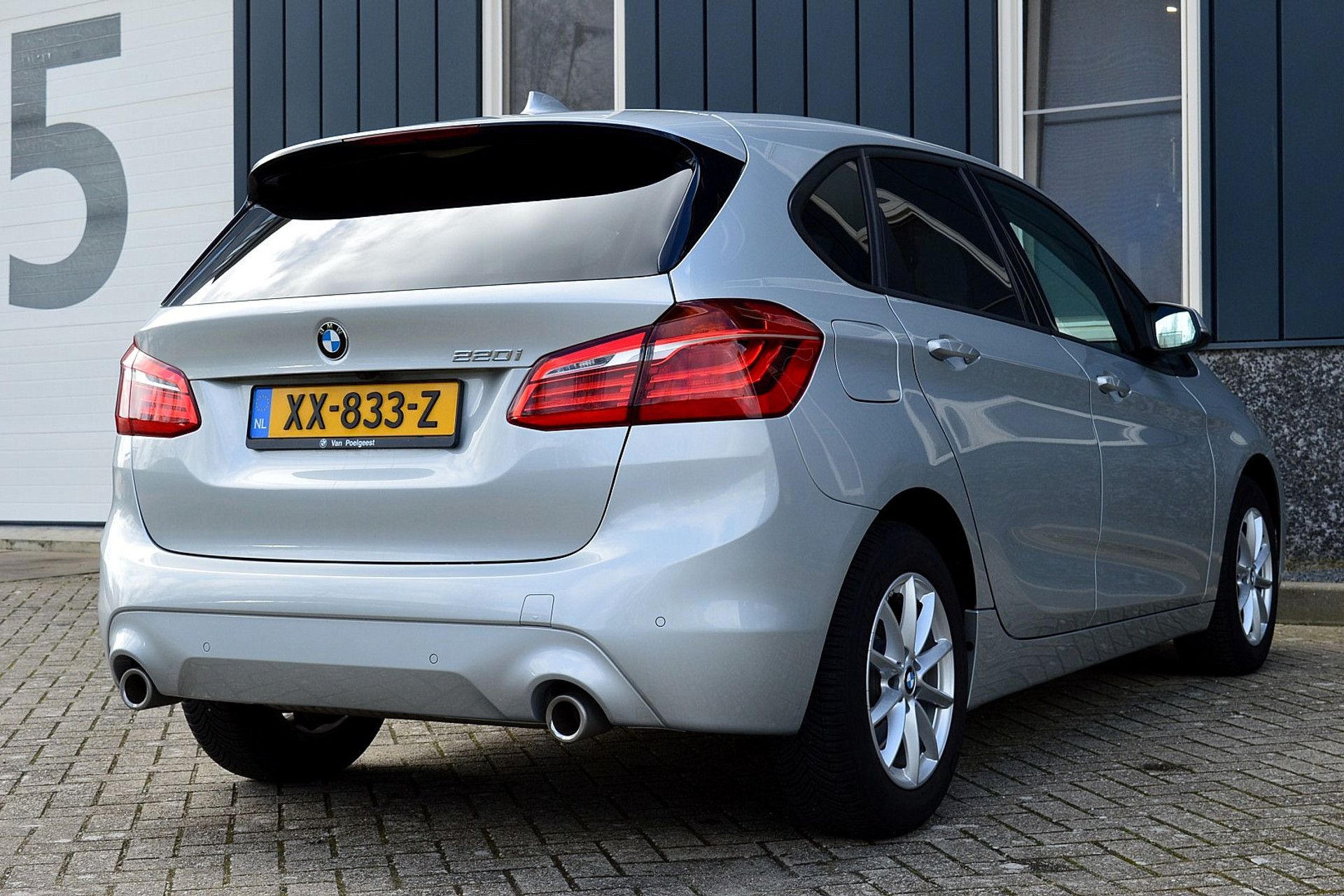 BMW 2 Serie Active Tourer 220i Executive Edition 37858225-4.jpg | ABC Auto's