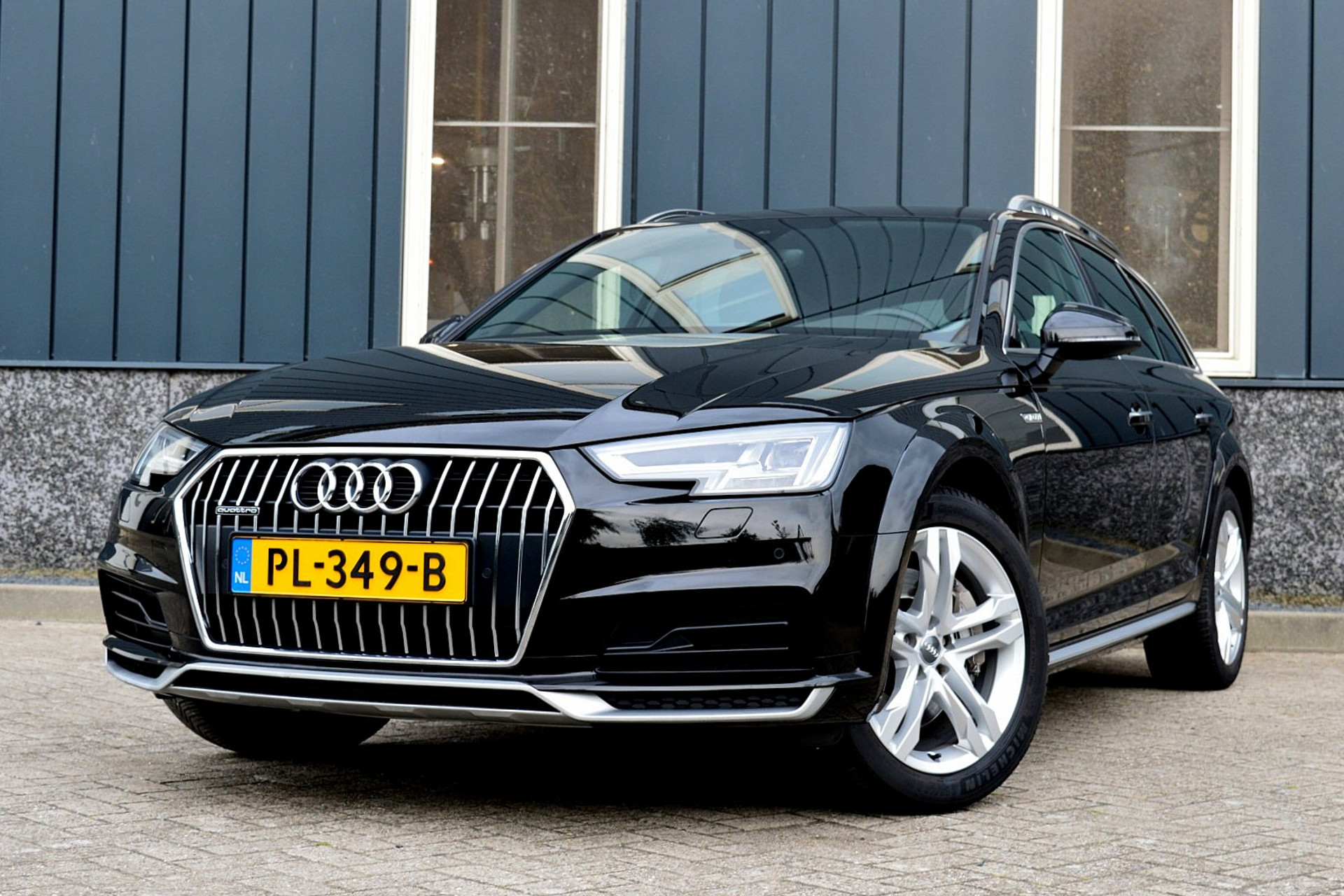 Audi A4 Allroad quattro 2.0 TFSI Edition 39816345-0.jpg | ABC Auto's