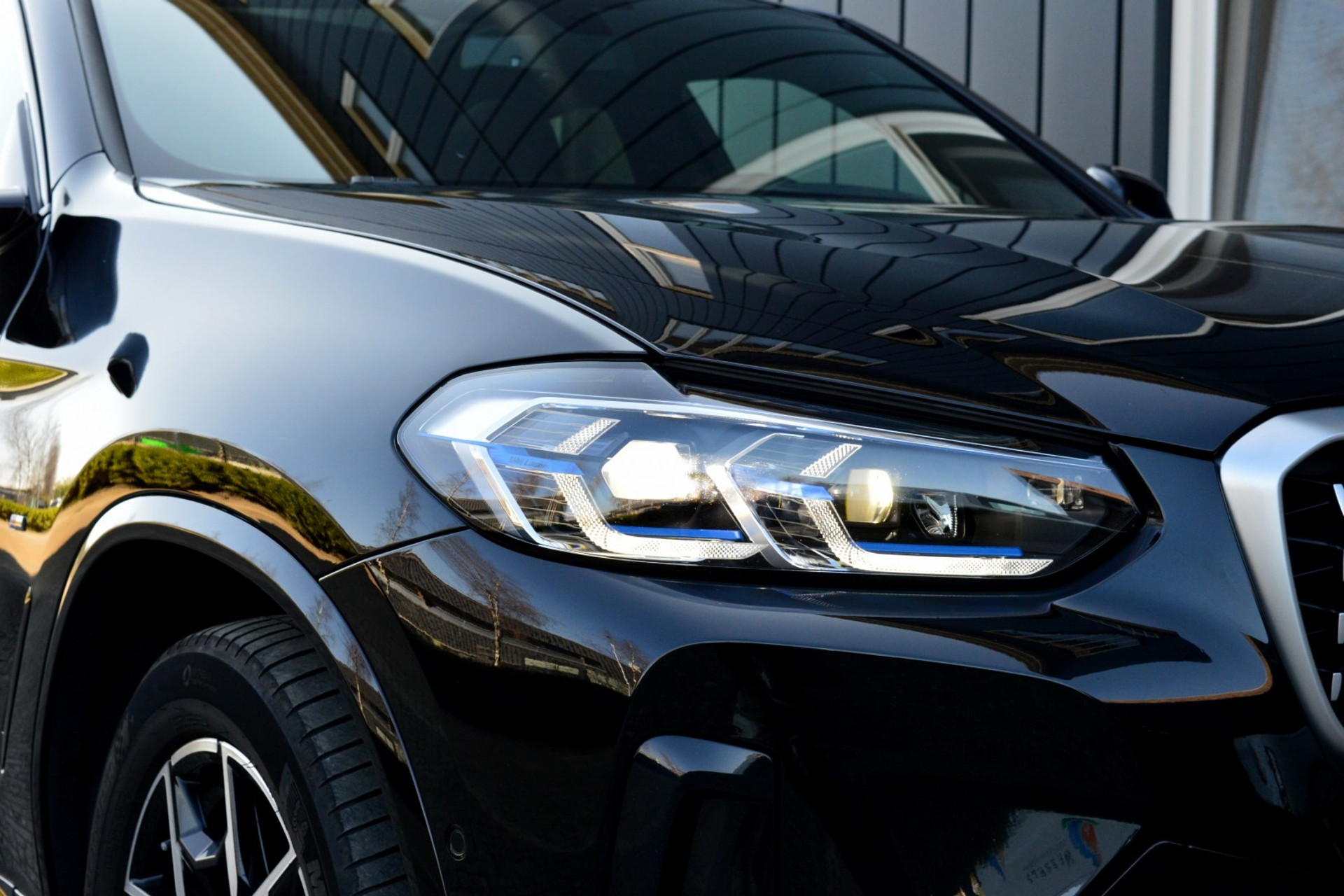 BMW X4 xDrive20i M-Sport Business Edition Plus 43551347-7.jpg | ABC Auto's