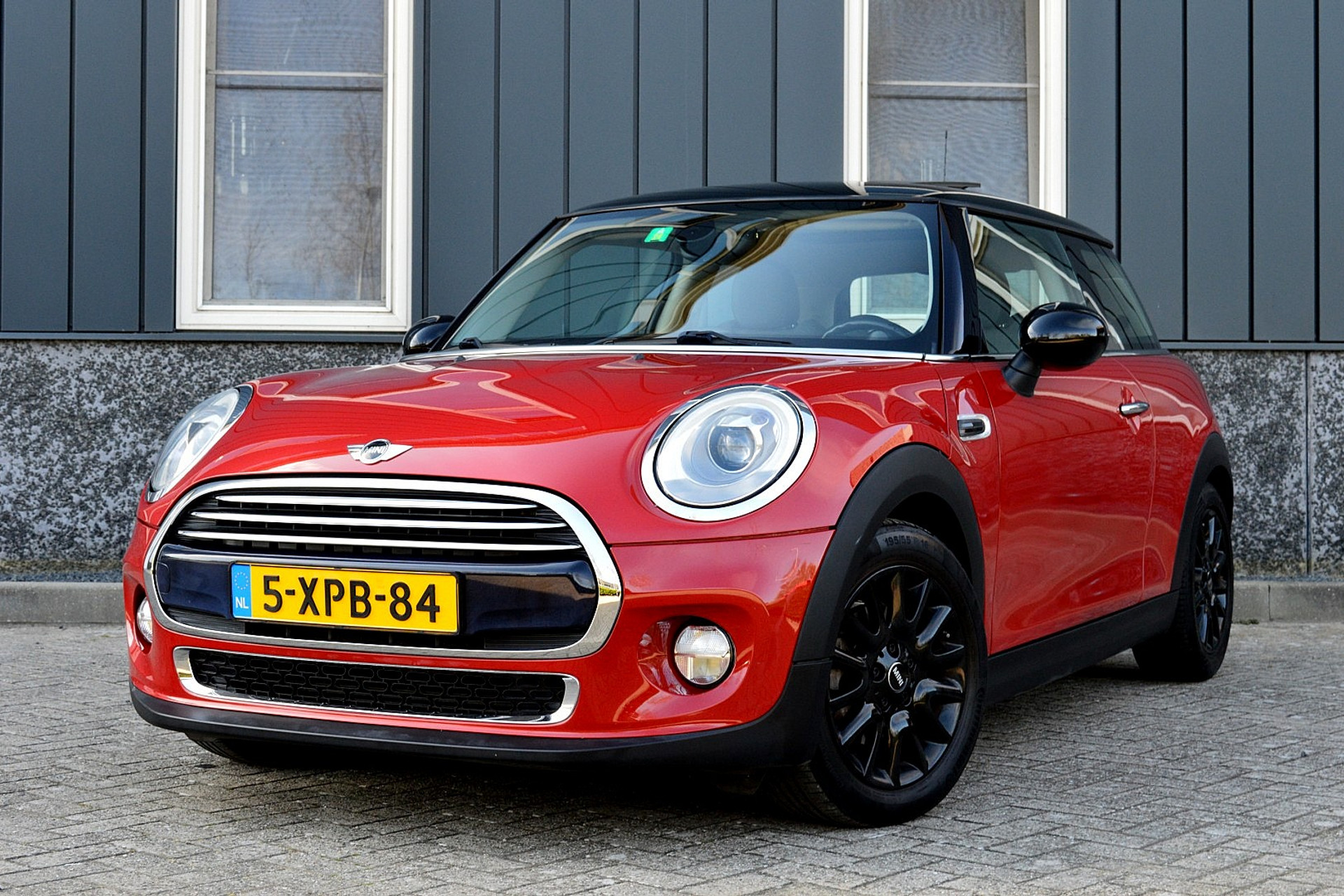 MINI Mini 1.5 Cooper First Born Edition 43912779-0.jpg | ABC Auto's