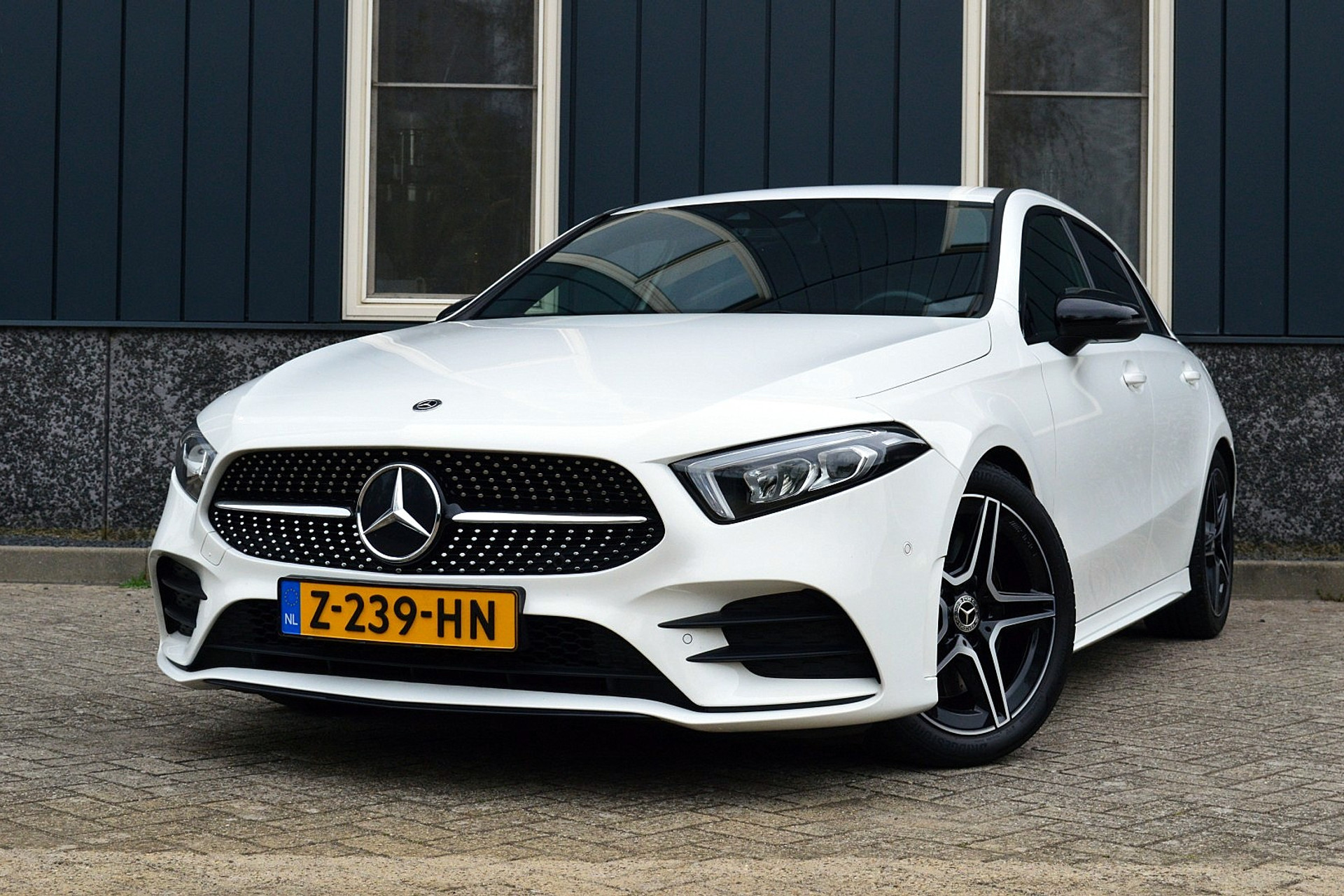 Mercedes-Benz A-Klasse 250 AMG-Line 44382509-0.jpg | ABC Auto's