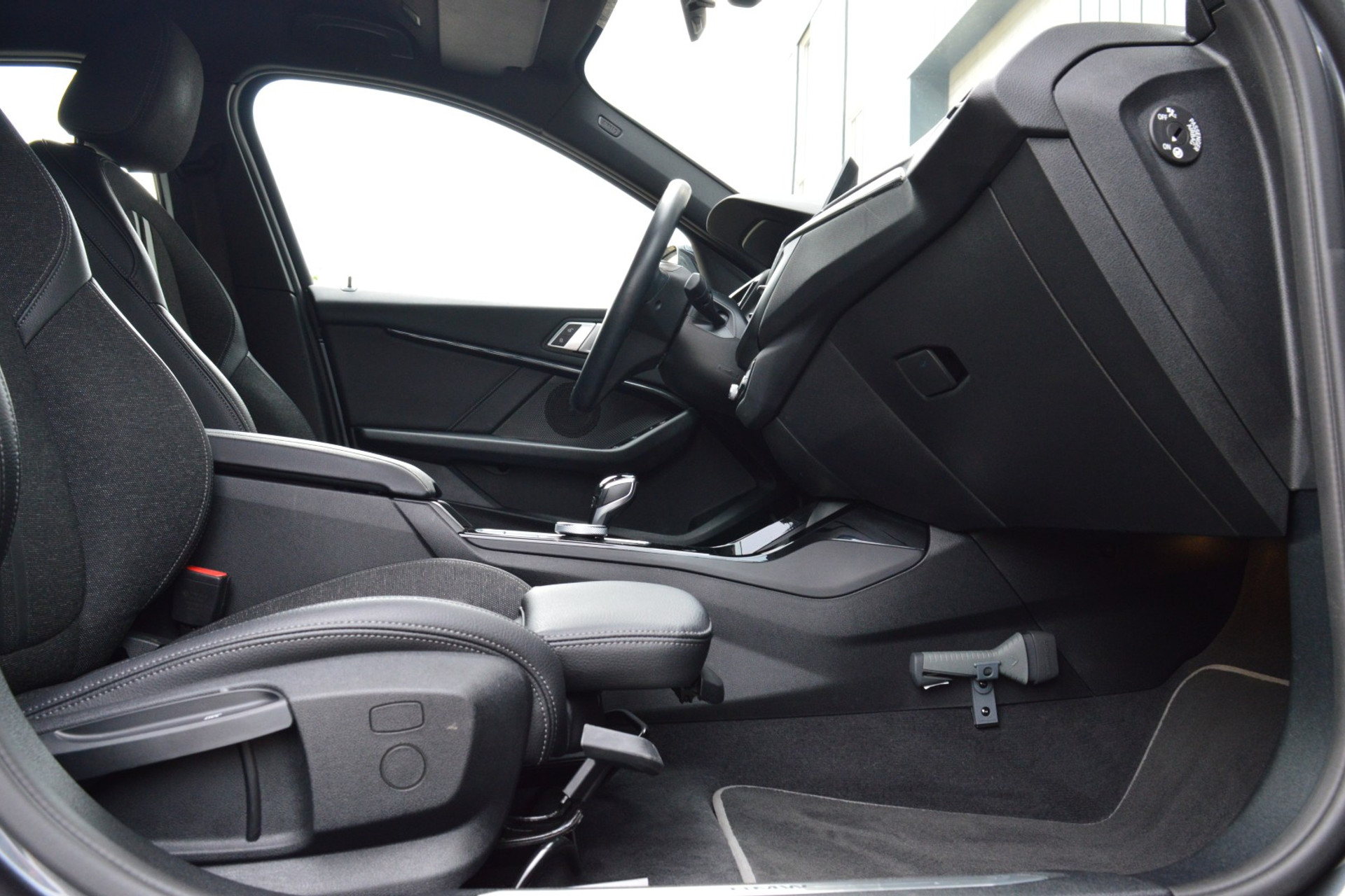 BMW 1-serie 120i High Executive 44524189-13.jpg | ABC Auto's