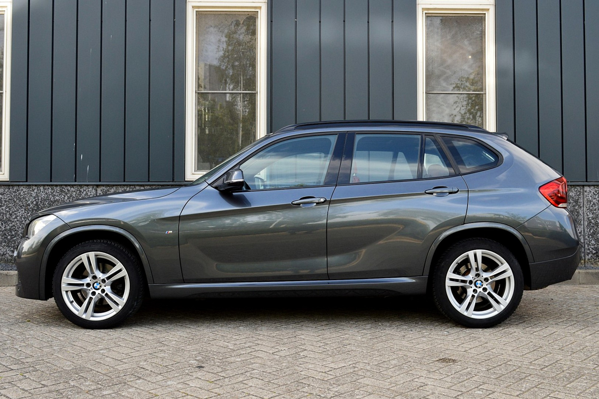 BMW X1 sDrive20i M-Sport High Executive 45142872-1.jpg | ABC Auto's