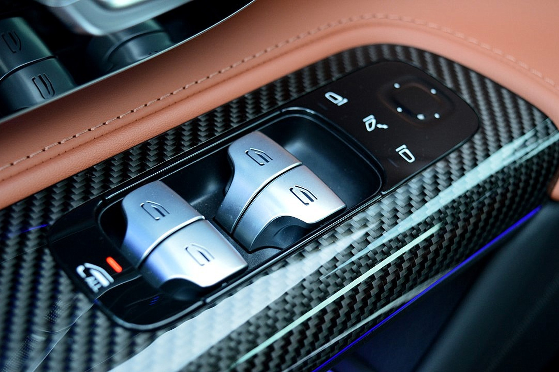 Mercedes-Benz SL-Klasse Roadster 63 4MATIC+ 45357459-27.jpg | ABC Auto's