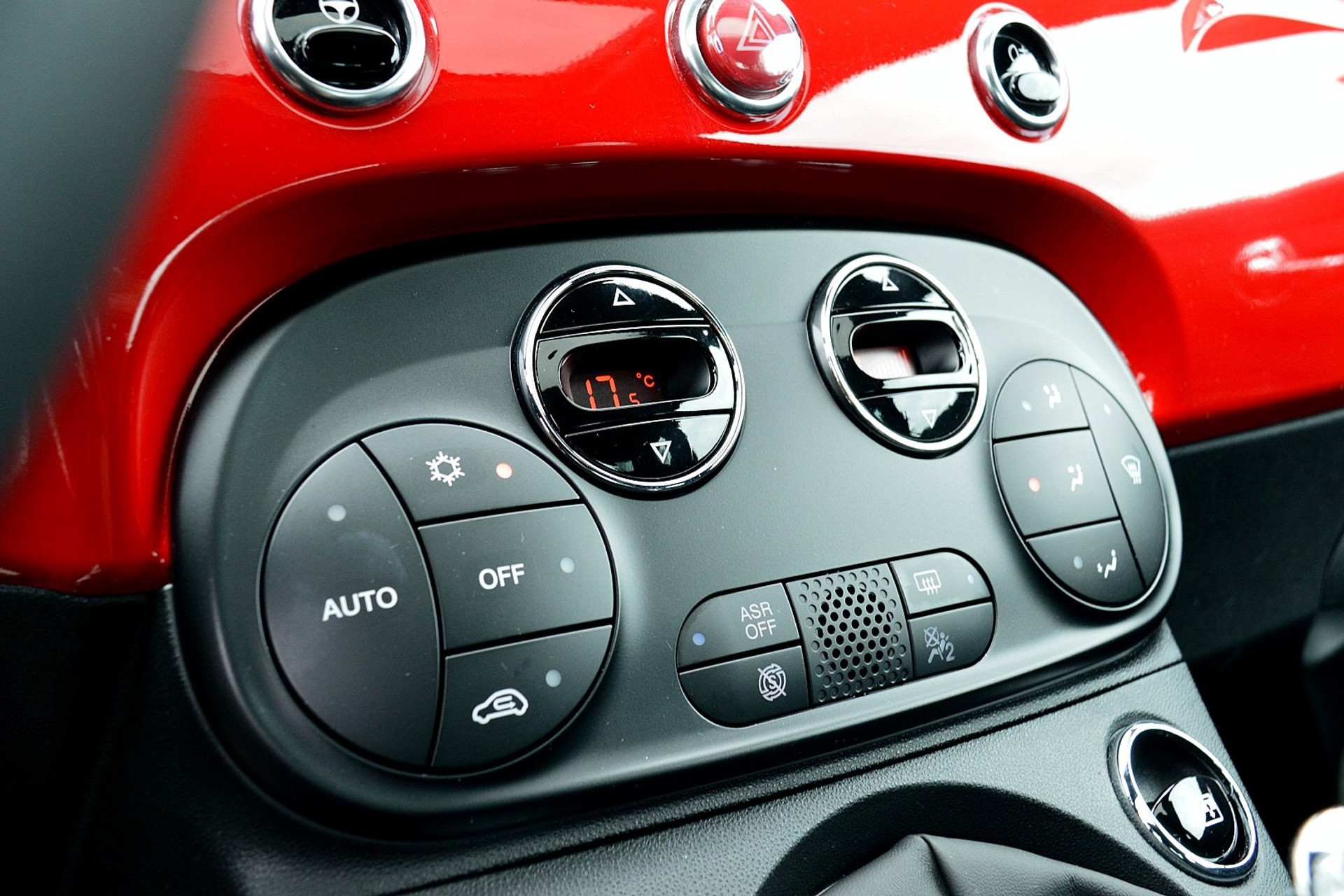 Fiat 500 1.0 Hybrid RED 45470298-22.jpg | ABC Auto's