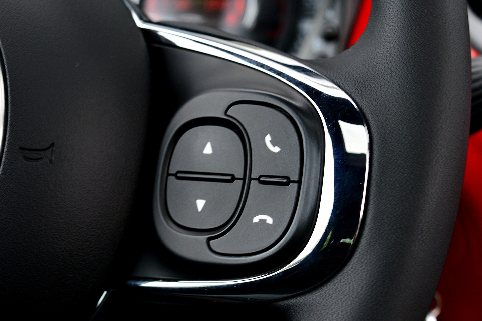 Fiat 500 1.0 Hybrid RED 45470298-27.jpg | ABC Auto's