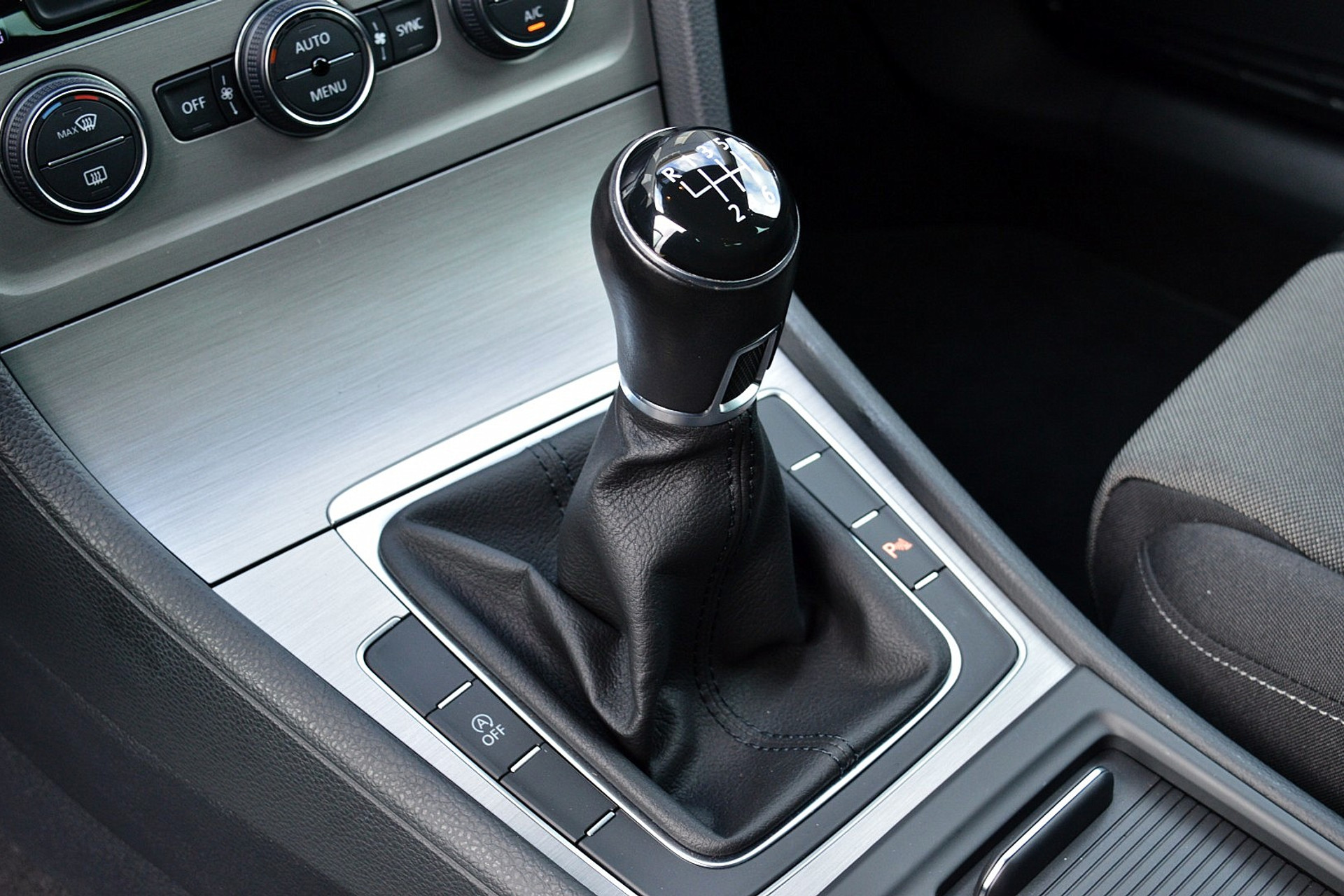 Volkswagen Golf 1.0 TSI Comfortline 45770149-21.jpg | ABC Auto's