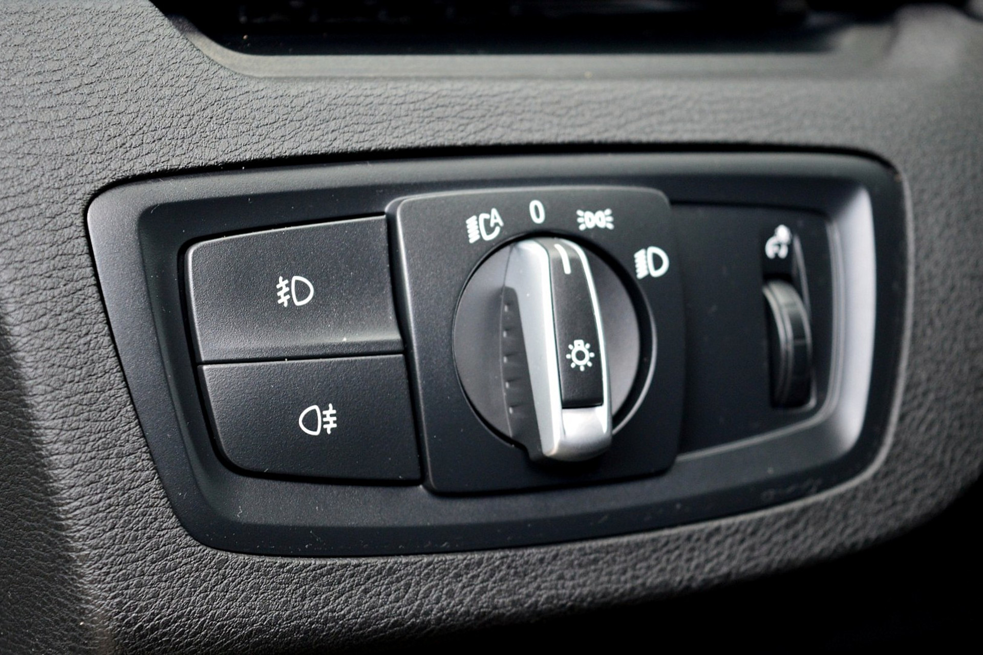 BMW X1 sDrive18i M-Sport 46089647-25.jpg | ABC Auto's