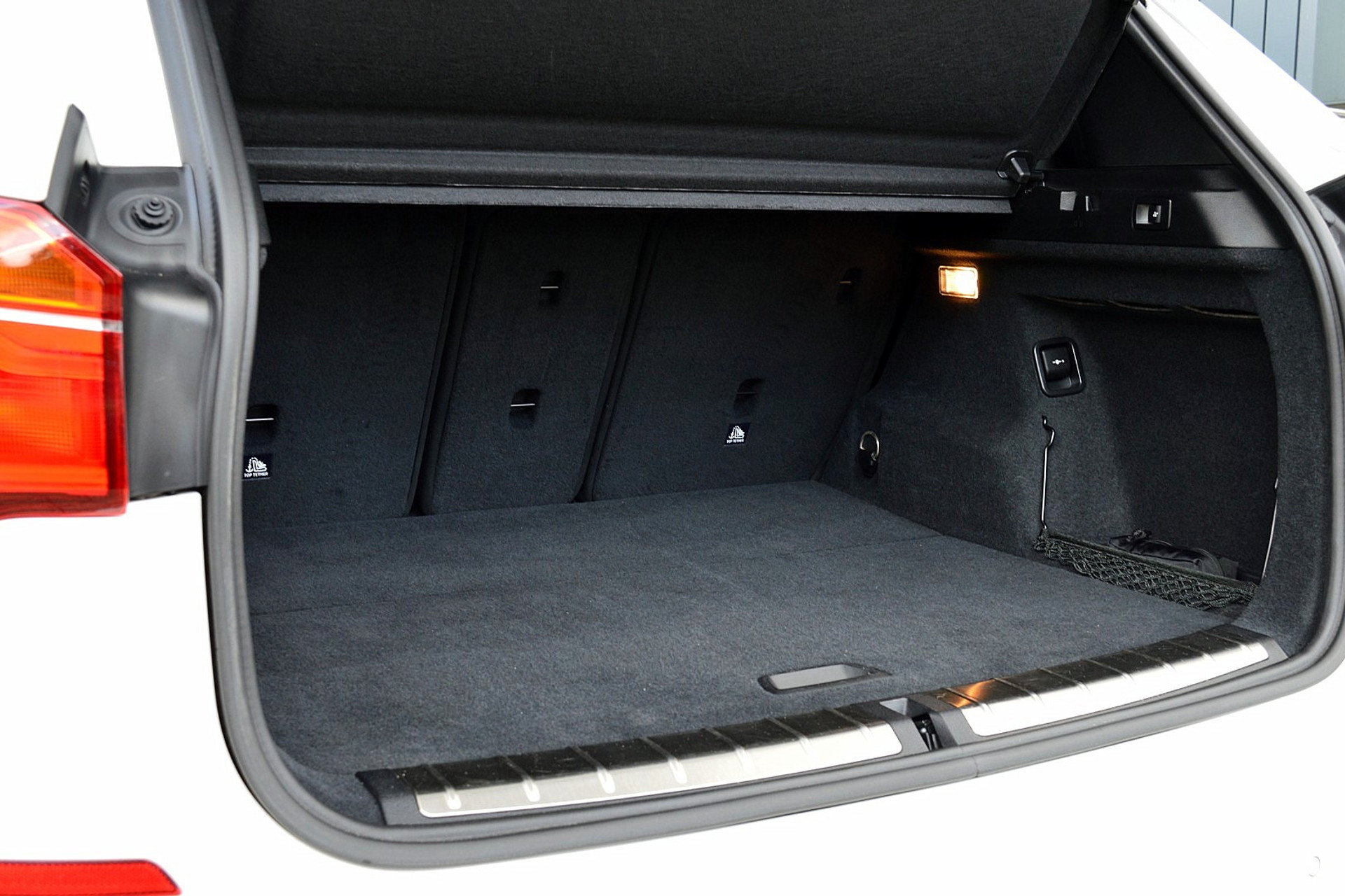 BMW X1 sDrive18i M-Sport 46089647-8.jpg | ABC Auto's