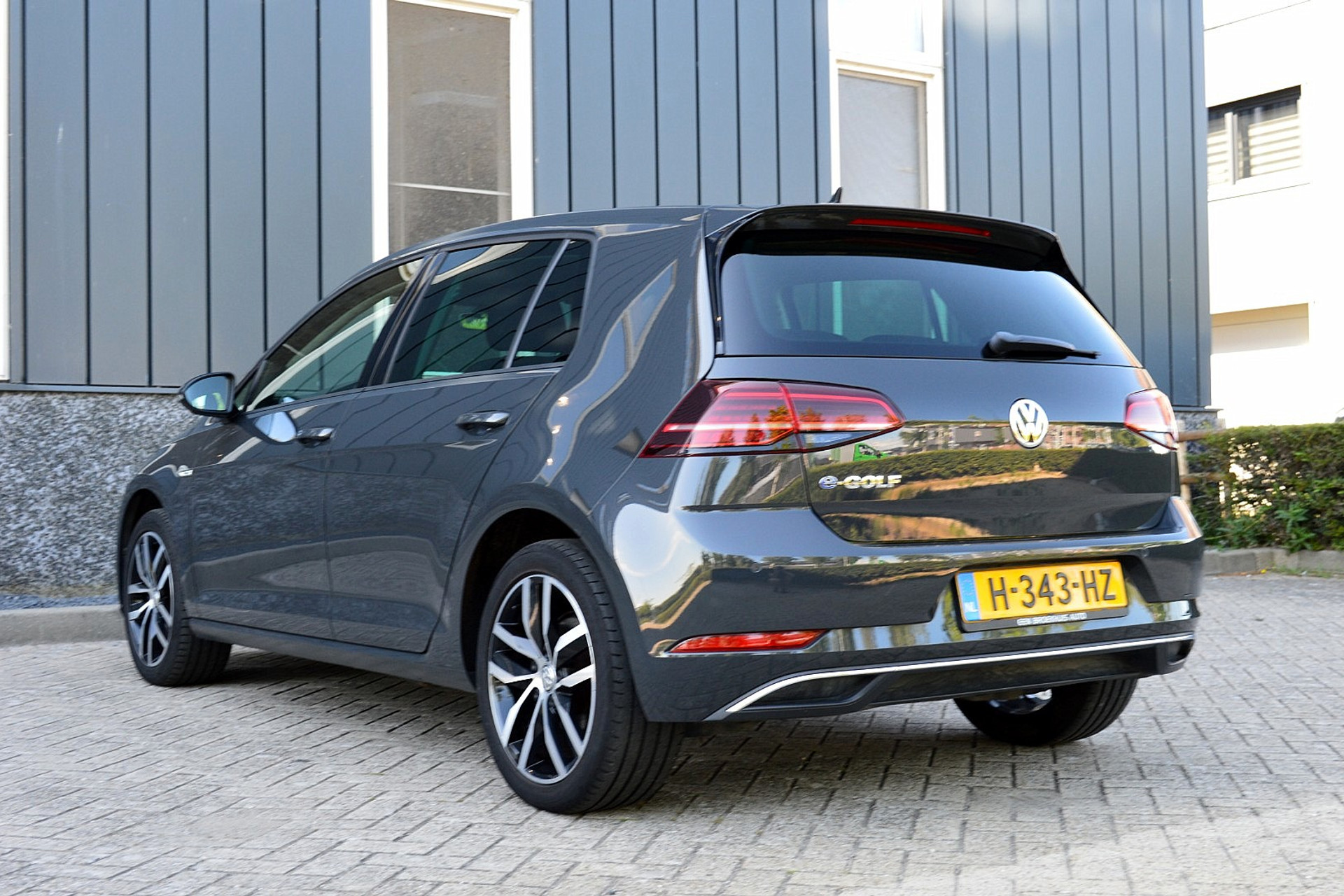 Volkswagen e-Golf E-DITION 46160745-2.jpg | ABC Auto's