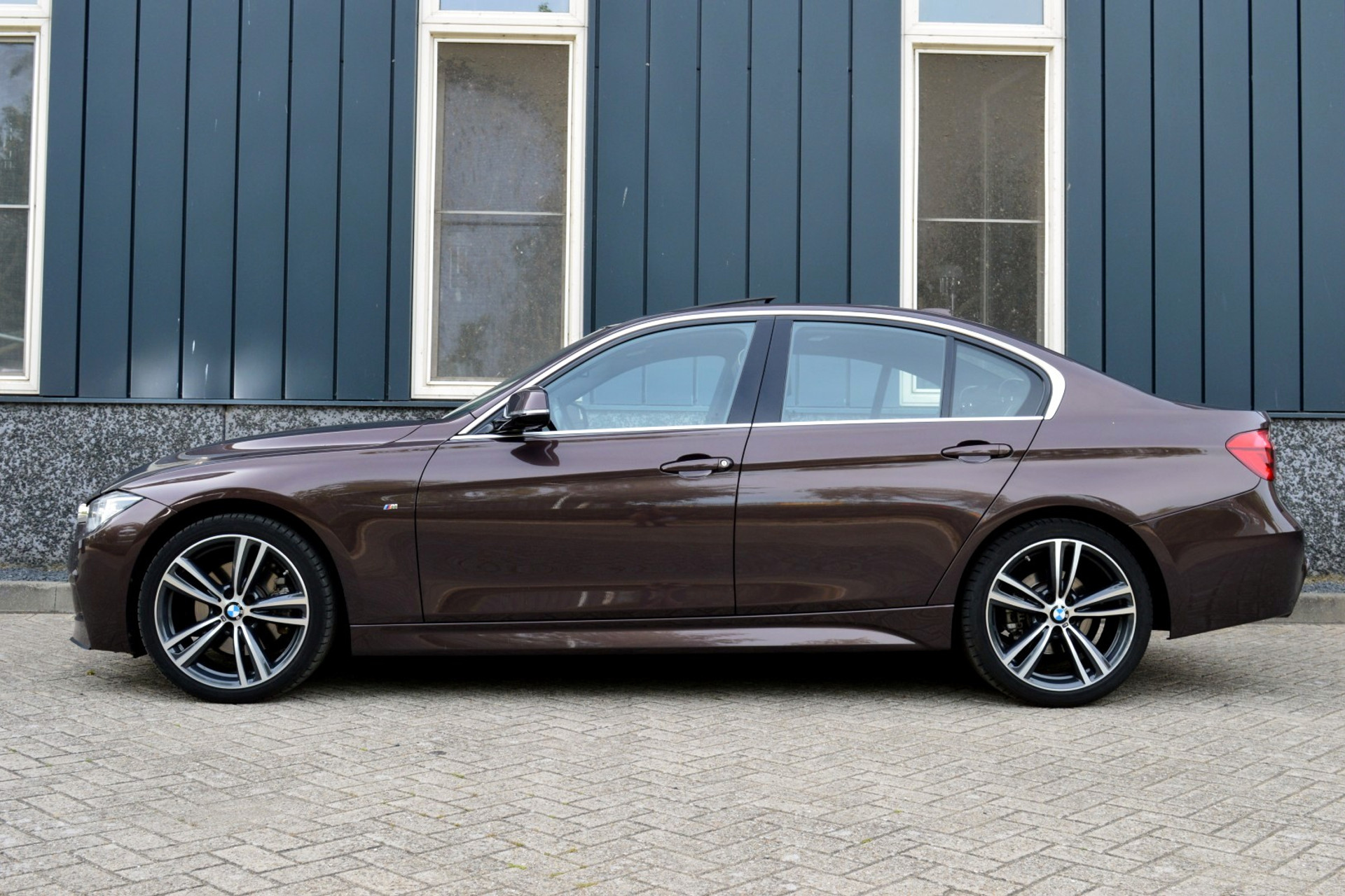 BMW 3-serie 330i xDrive M-Sport 46164721-1.jpg | ABC Auto's