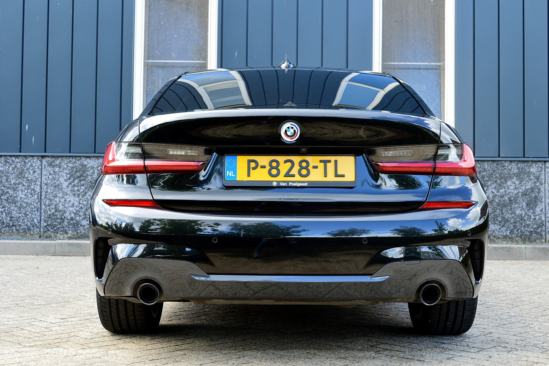 BMW 3-serie 320i M-Sport Business Edition Plus 46278382-3.jpg | ABC Auto's