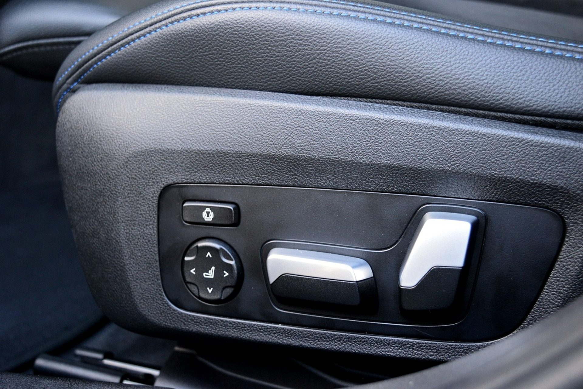 BMW 3 Serie Touring 330e xDrive M-Sport 46628654-15.jpg | ABC Auto's