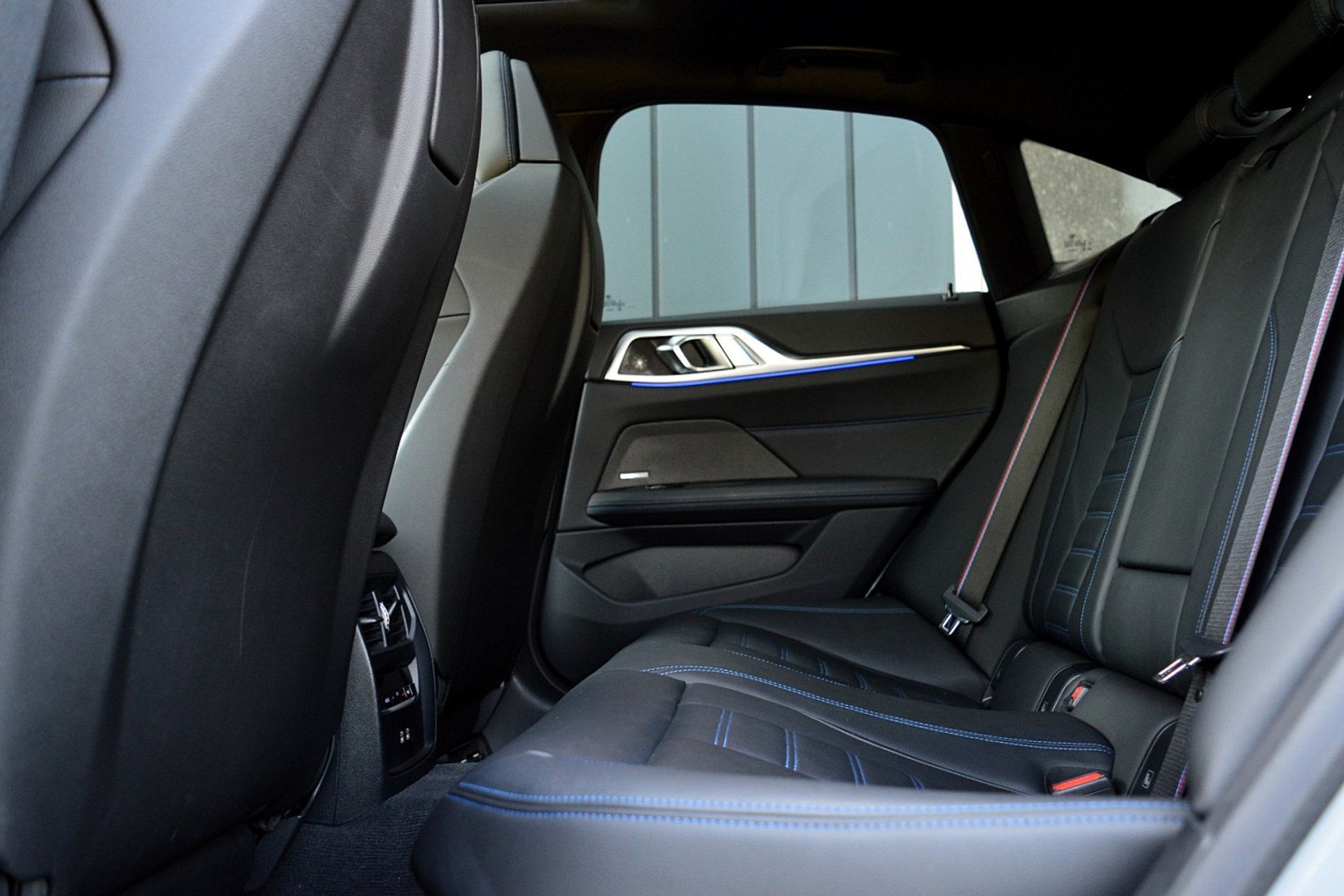 BMW 4 Serie Gran Coupé M440i xDrive Business Edition Plus 46941007-18.jpg | ABC Auto's