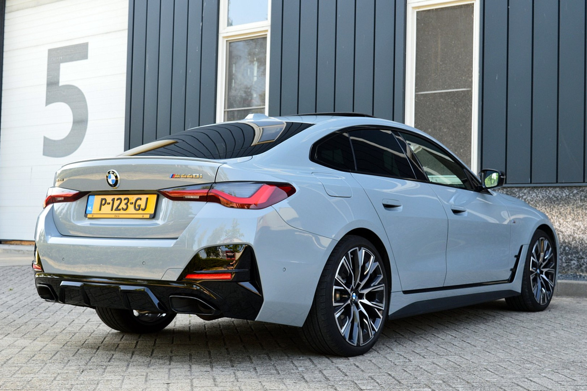 BMW 4 Serie Gran Coupé M440i xDrive Business Edition Plus 46941007-4.jpg | ABC Auto's