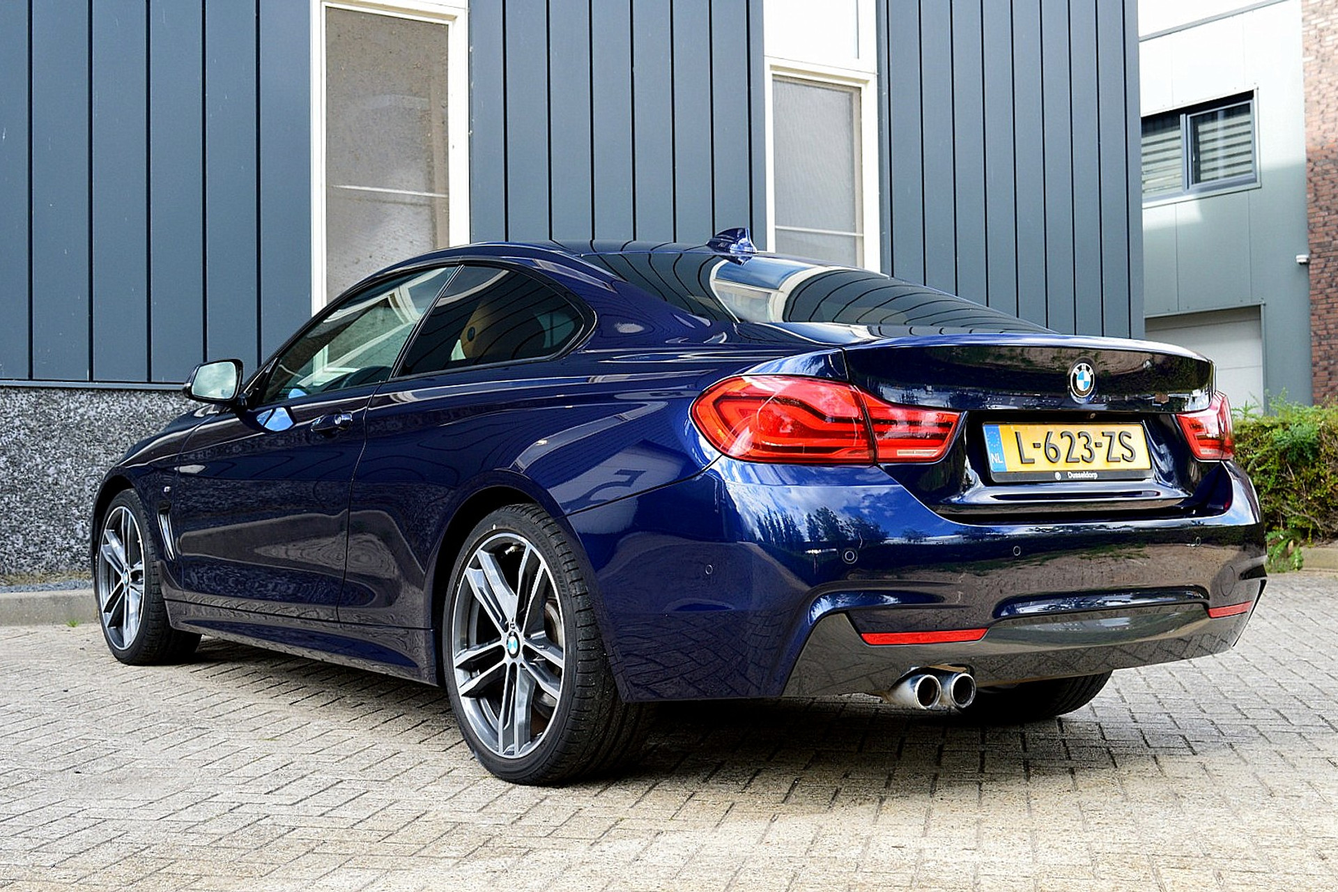 BMW 4 Serie Coupé 420i M-Sport High Executive 47164845-2.jpg | ABC Auto's
