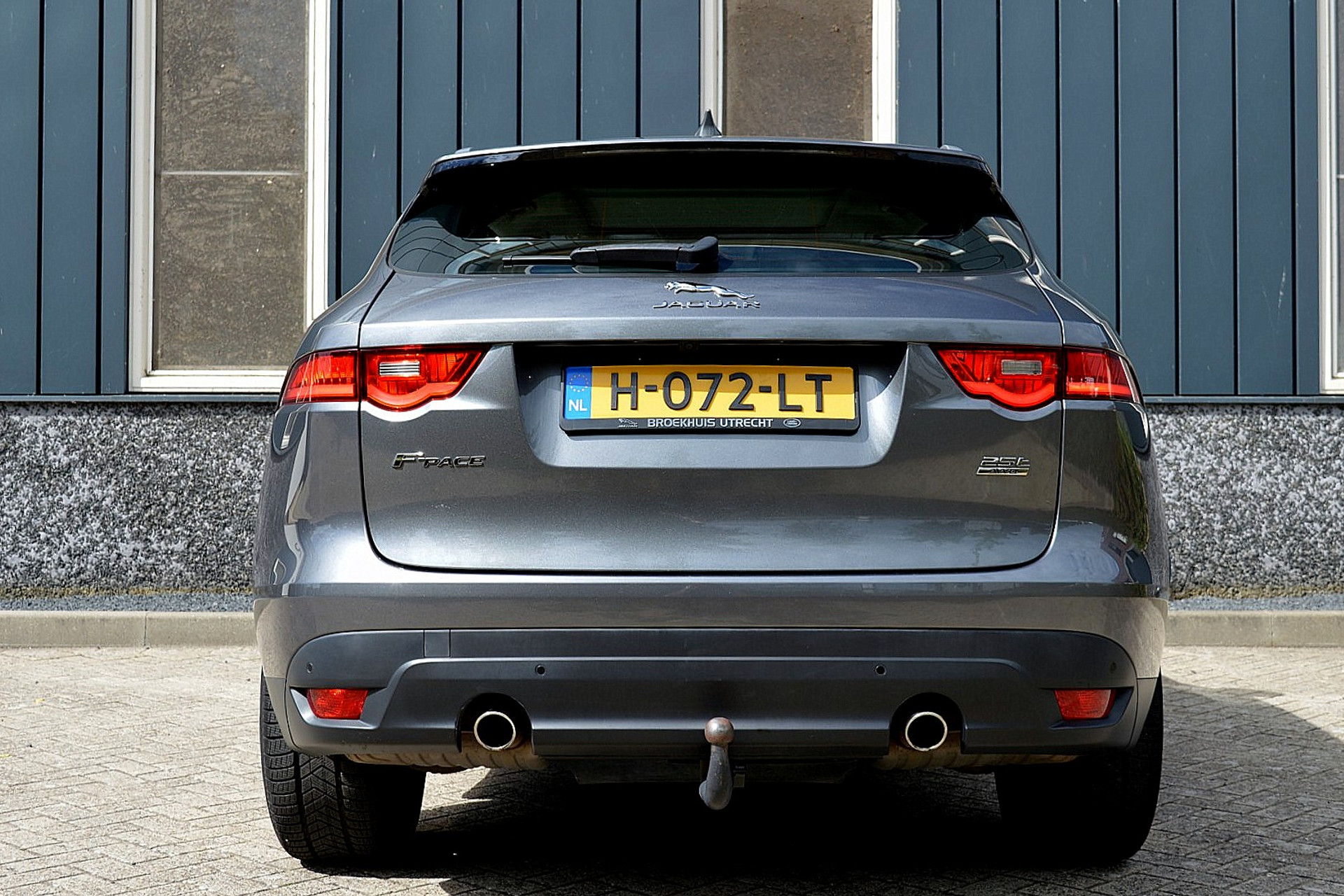 Jaguar F-Pace 2.0 Portfolio AWD 25t 47339395-2.jpg | ABC Auto's