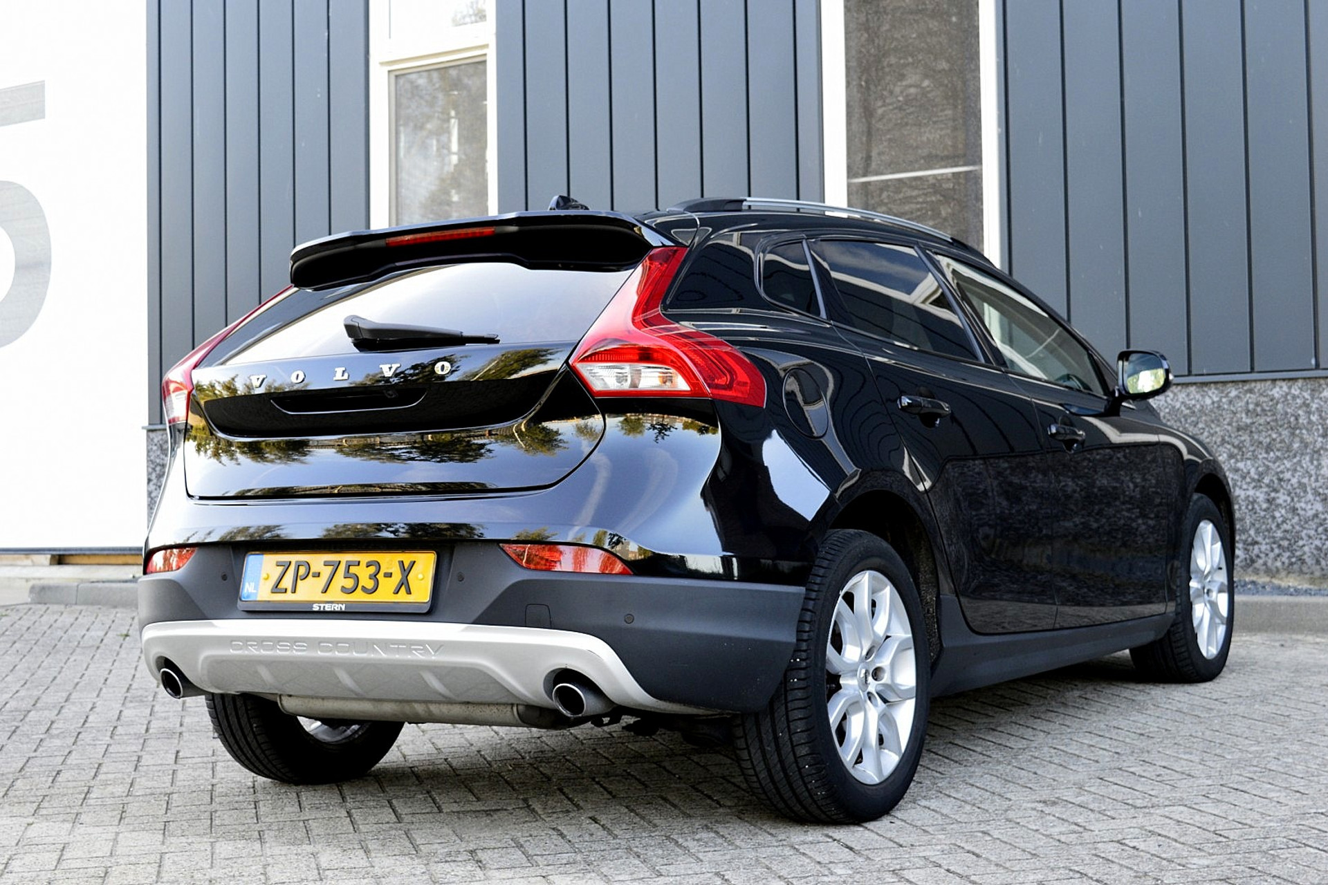 Volvo V40 Cross Country 1.5 T3 Polar+ Luxury 47769164-4.jpg | ABC Auto's