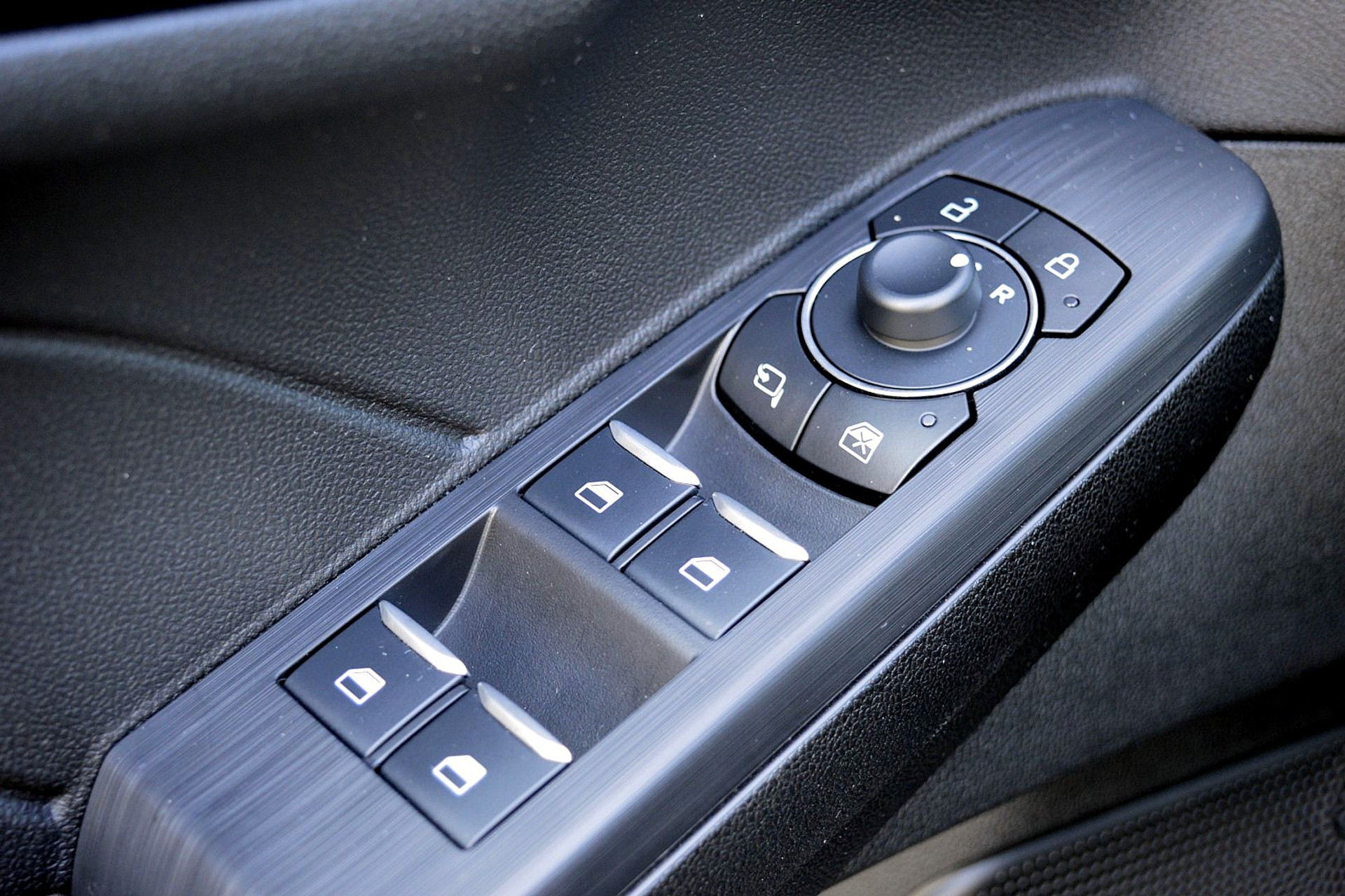 Ford Kuga 2.5 PHEV ST-Line 47769244-11.jpg | ABC Auto's