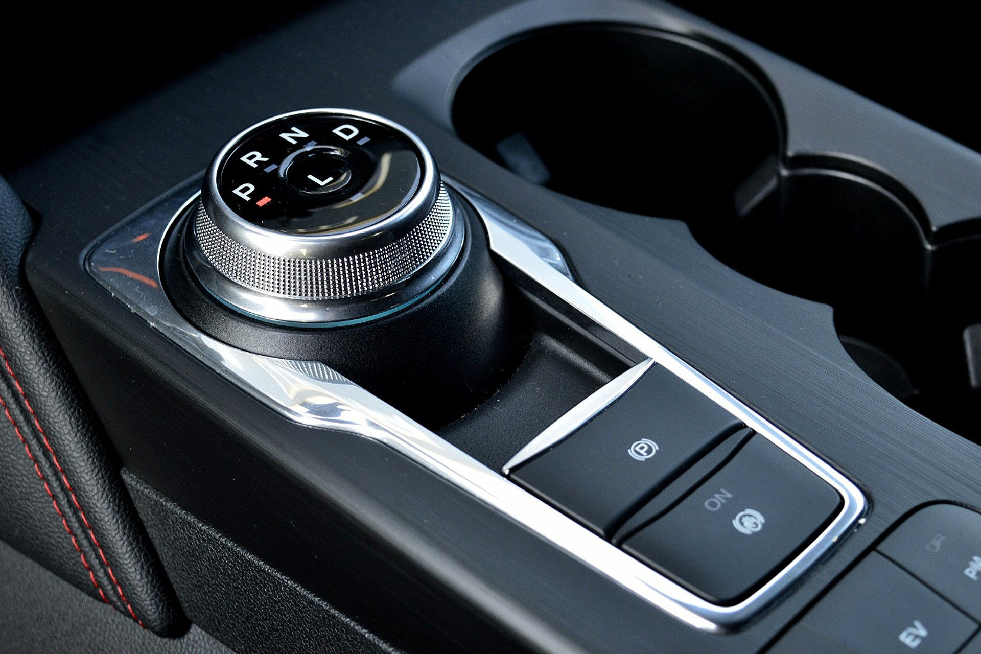 Ford Kuga 2.5 PHEV ST-Line 47769244-15.jpg | ABC Auto's