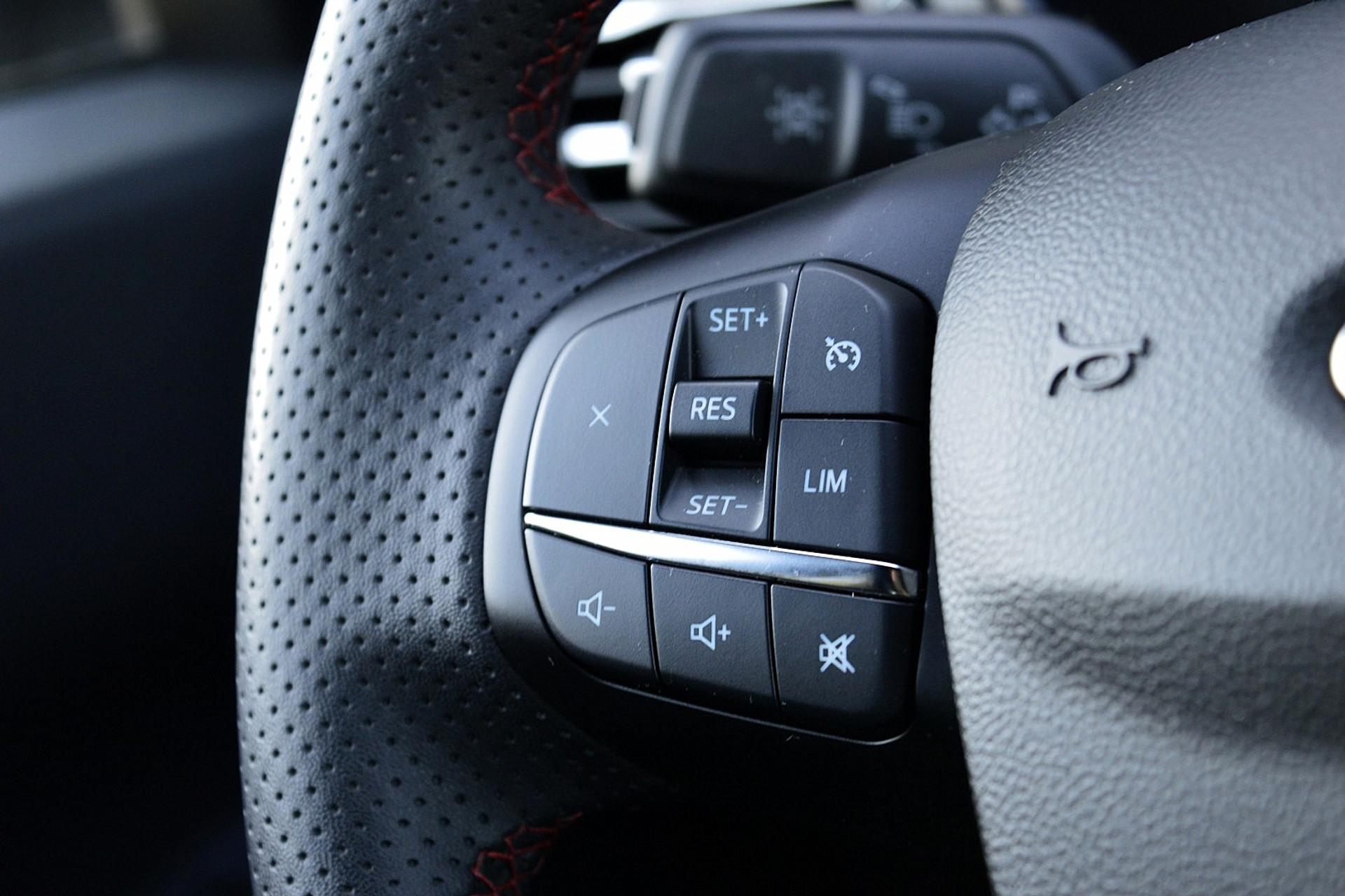 Ford Kuga 2.5 PHEV ST-Line 47769244-30.jpg | ABC Auto's