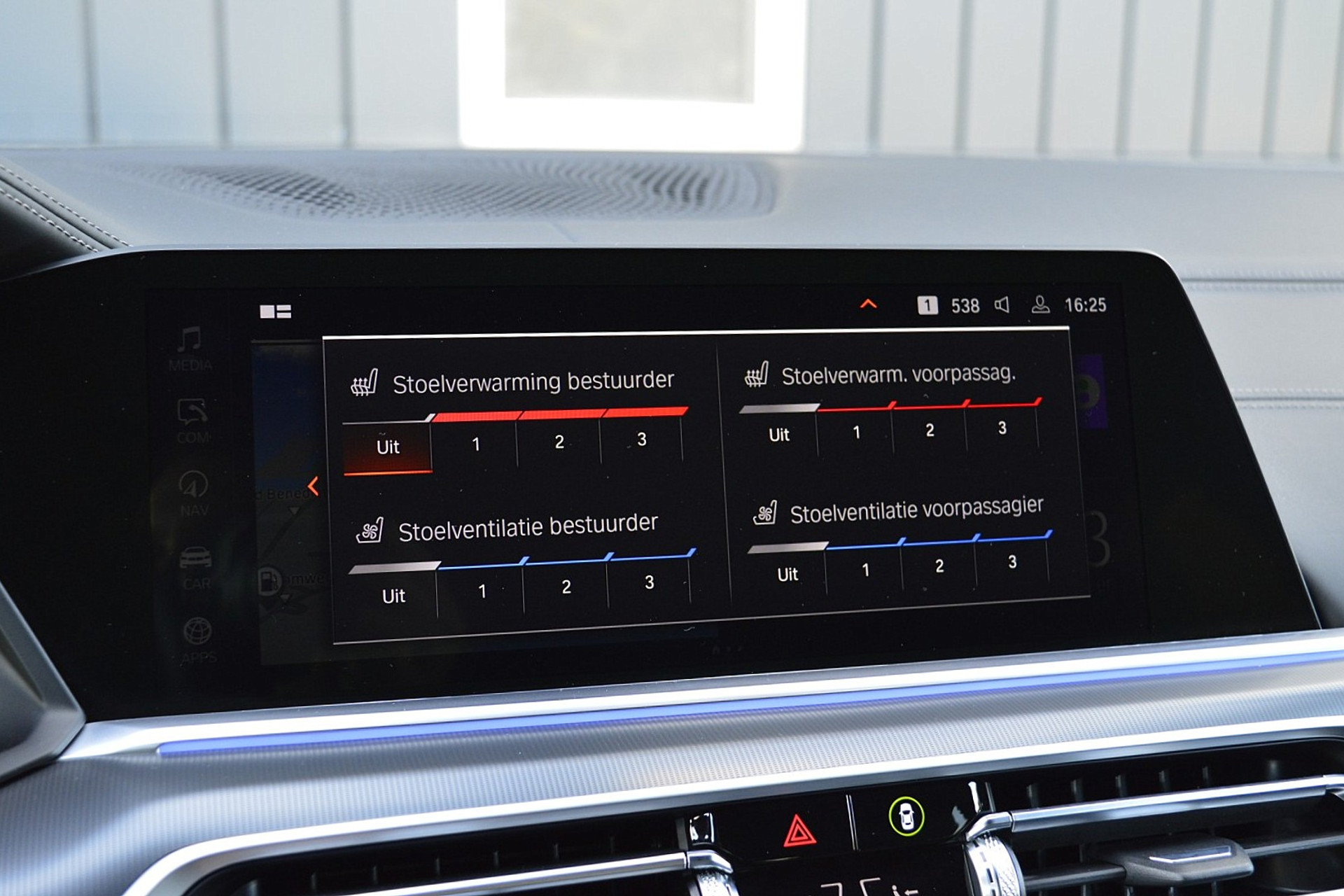 BMW X6 xDrive40i High Executive 47857201-30.jpg | ABC Auto's