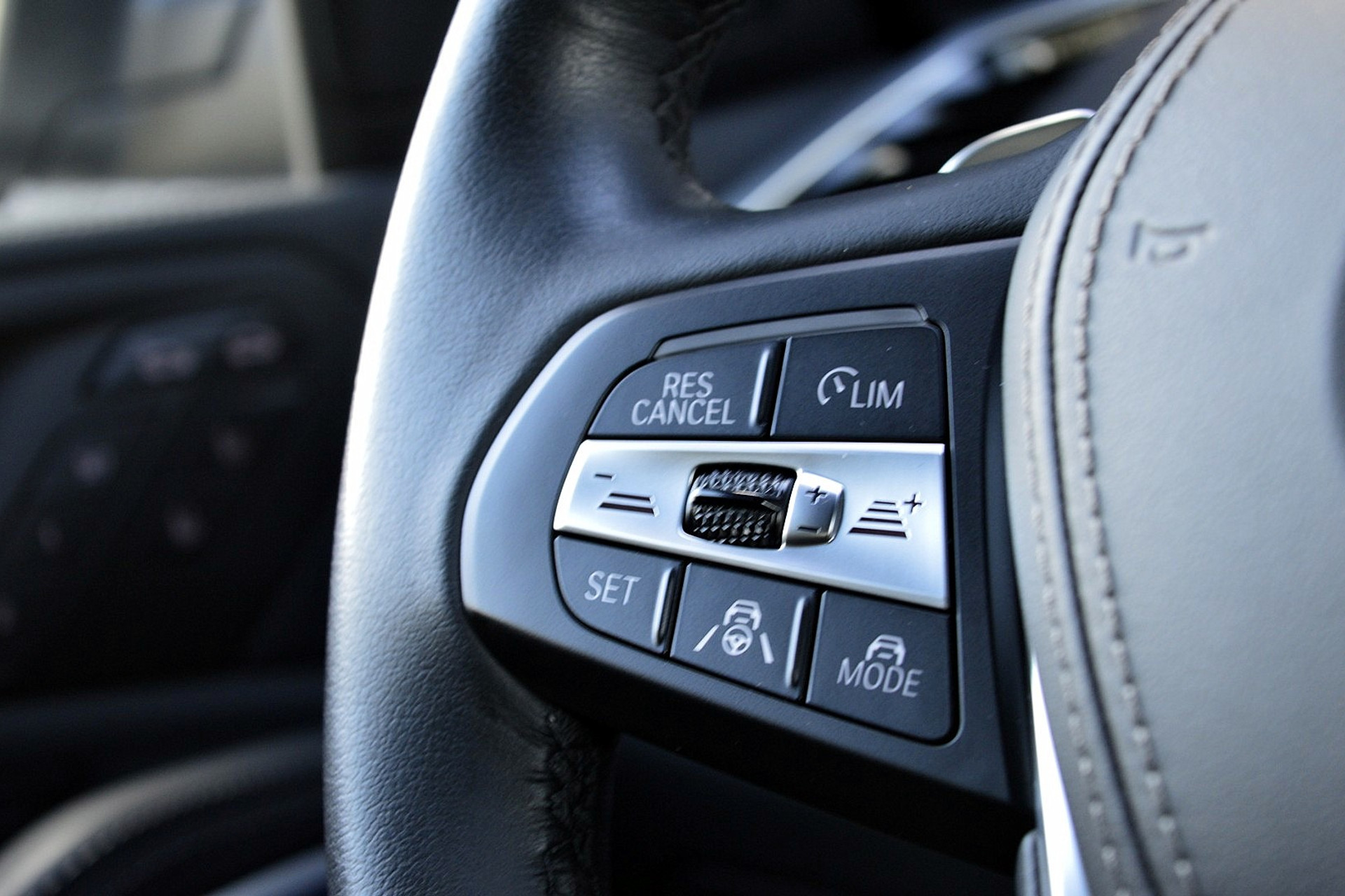 BMW X6 xDrive40i High Executive 47857201-42.jpg | ABC Auto's