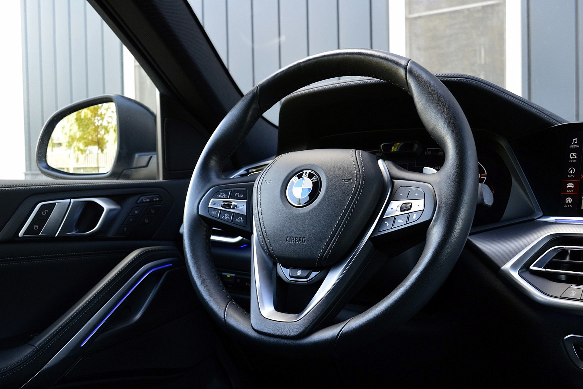 BMW X6 xDrive40i High Executive 47857201-43.jpg | ABC Auto's