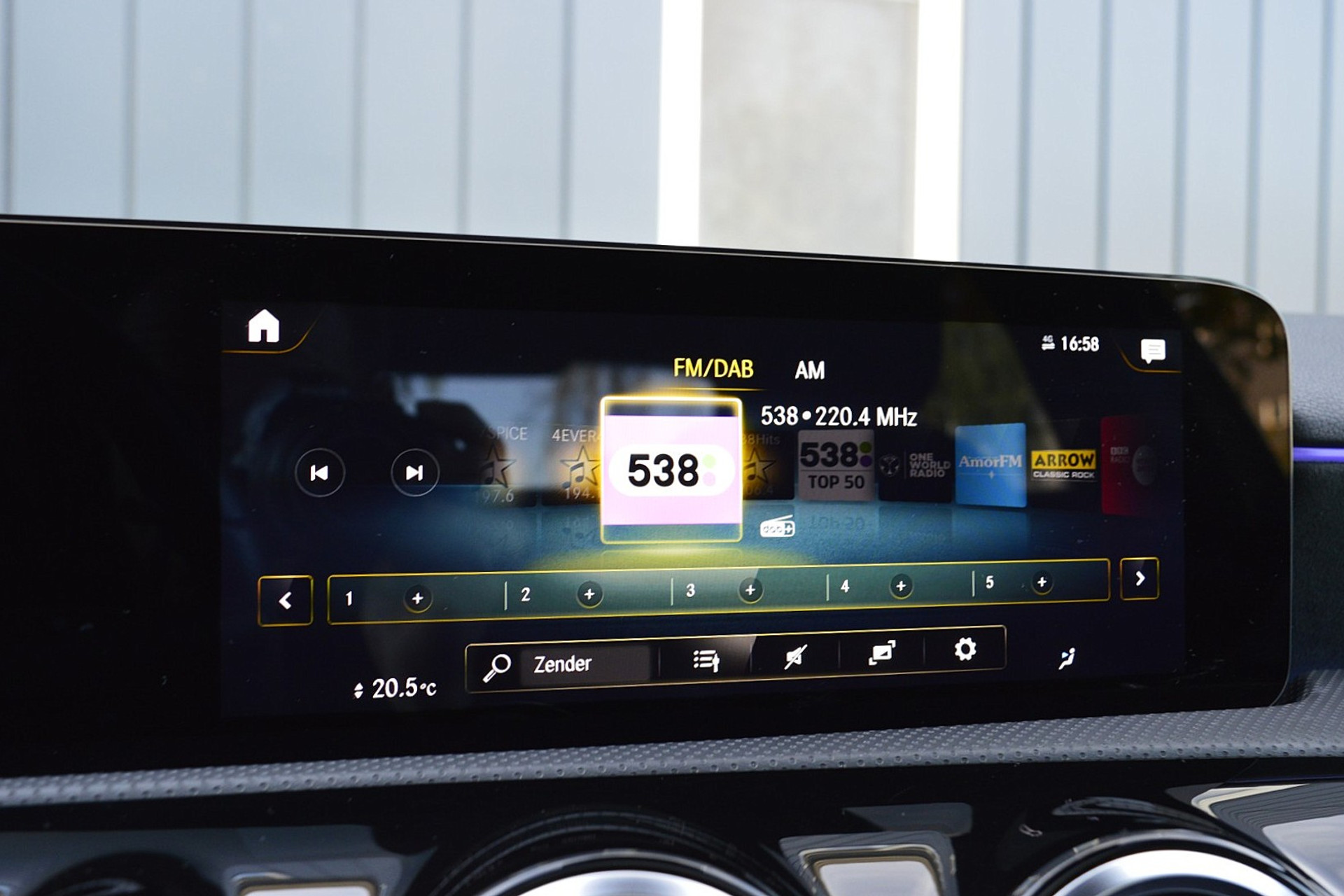 Mercedes-Benz A-Klasse 250 e Business Solution AMG Limited 47872361-22.jpg | ABC Auto's