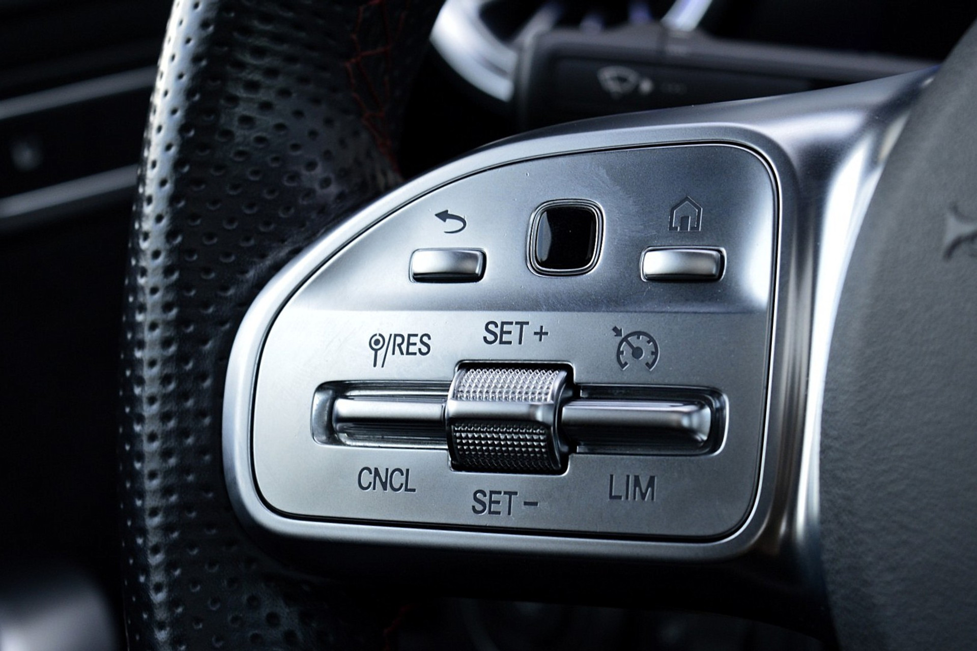 Mercedes-Benz A-Klasse 250 e Business Solution AMG Limited 47872361-37.jpg | ABC Auto's