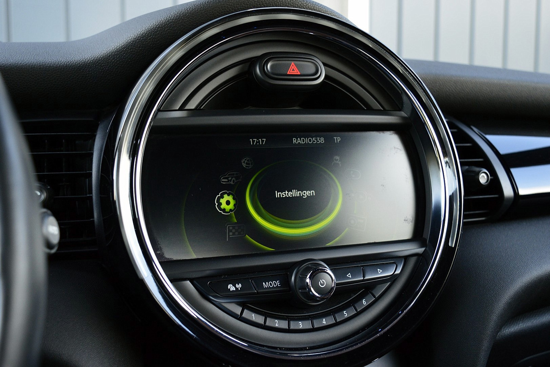 MINI Cabrio 1.5 Cooper Chili Serious Business 48049689-19.jpg | ABC Auto's