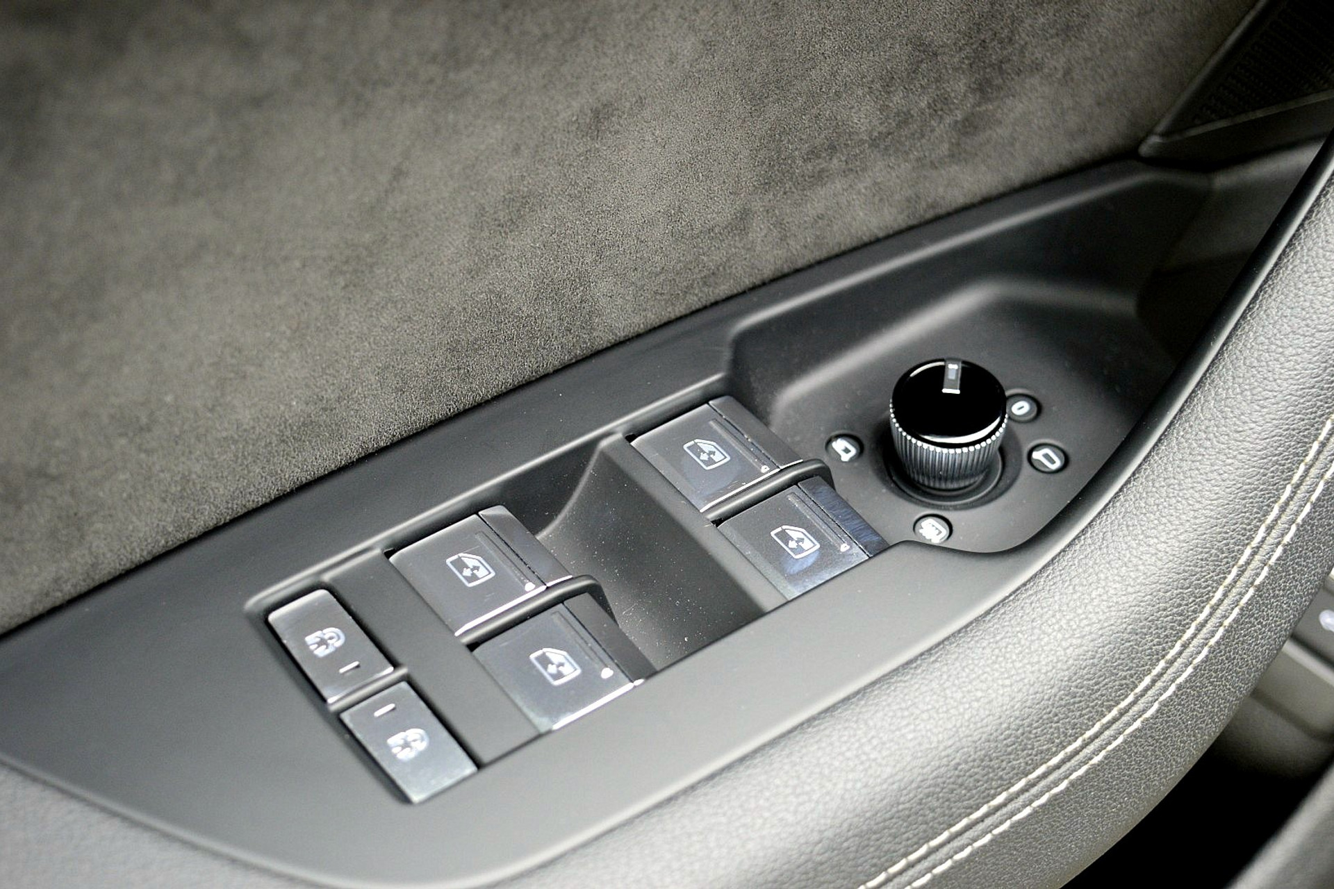 Audi A6 Avant 55 TFSI e quattro Competition 48540755-35.jpg | ABC Auto's