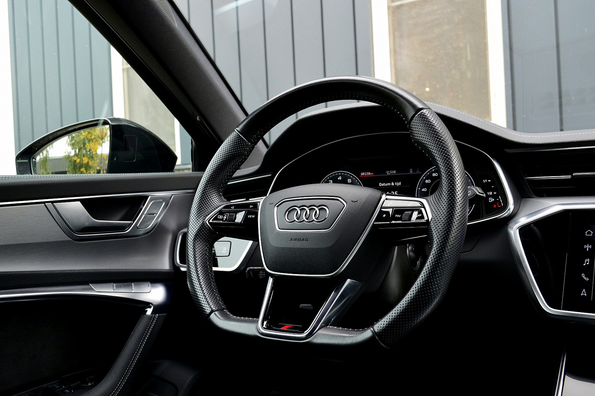 Audi A6 Avant 55 TFSI e quattro Competition 48540755-42.jpg | ABC Auto's