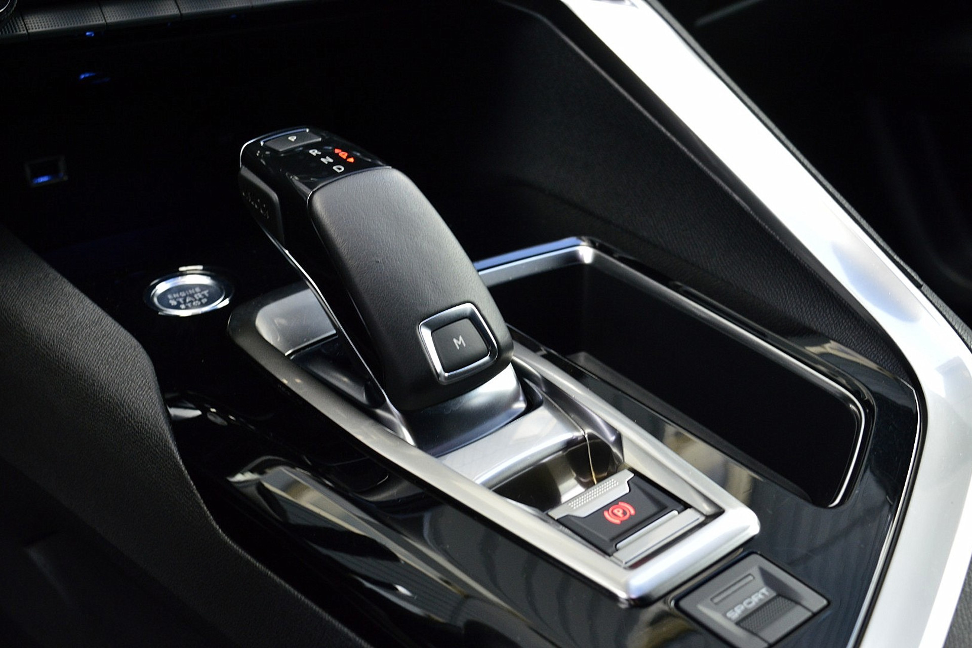 Peugeot 3008 1.6 PureTech GT Line 48561523-25.jpg | ABC Auto's