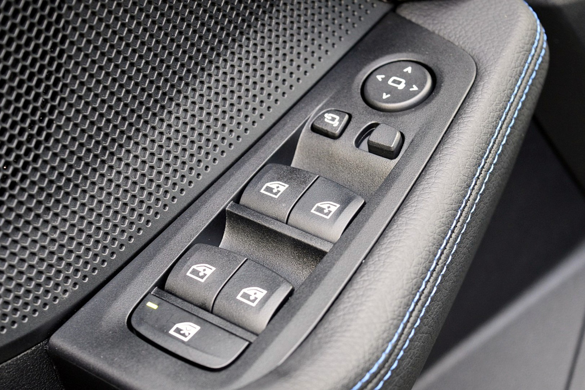 BMW 1-serie 120i M-Performance 48656798-33.jpg | ABC Auto's