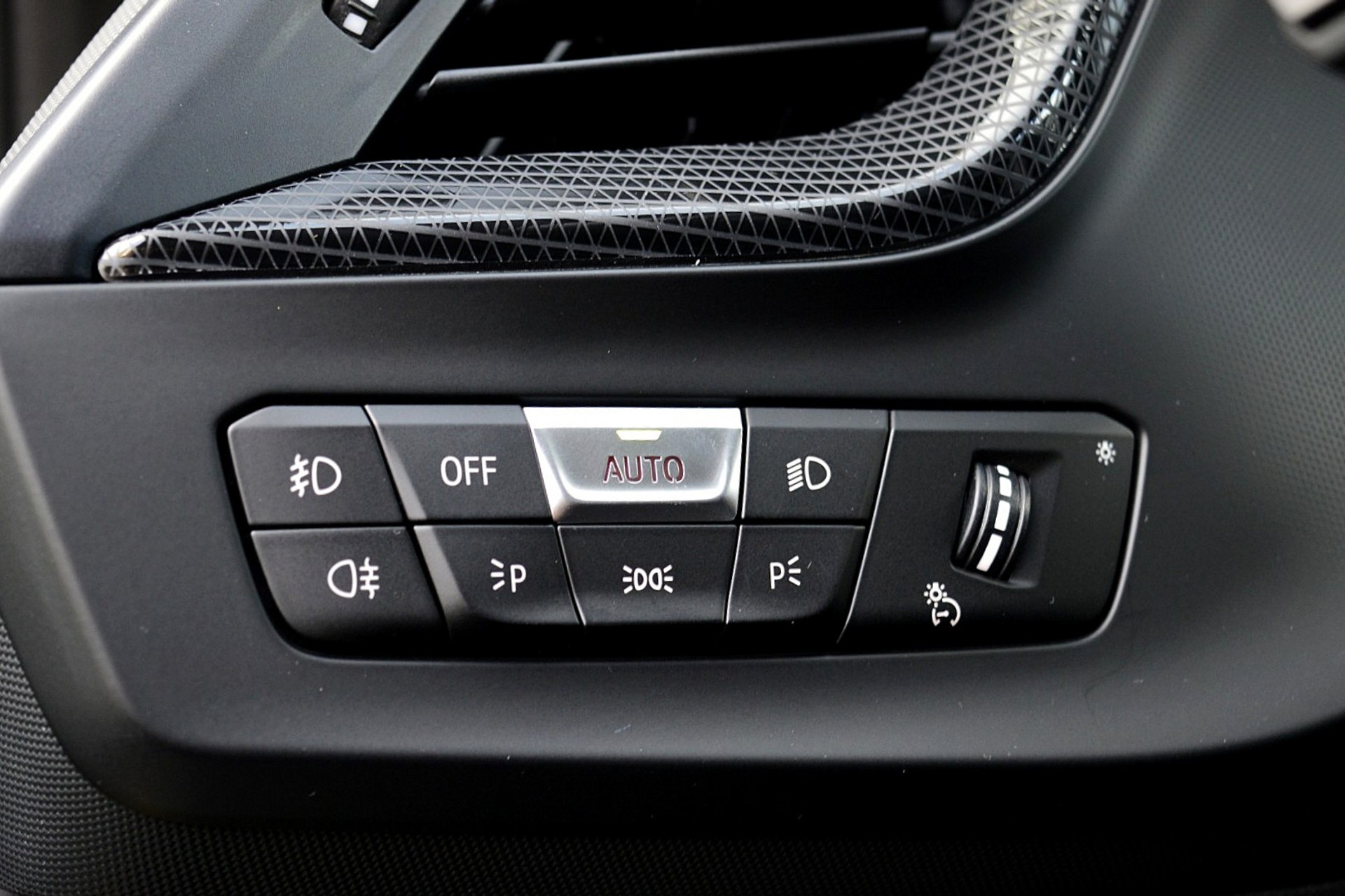 BMW 1-serie 120i M-Performance 48656798-35.jpg | ABC Auto's