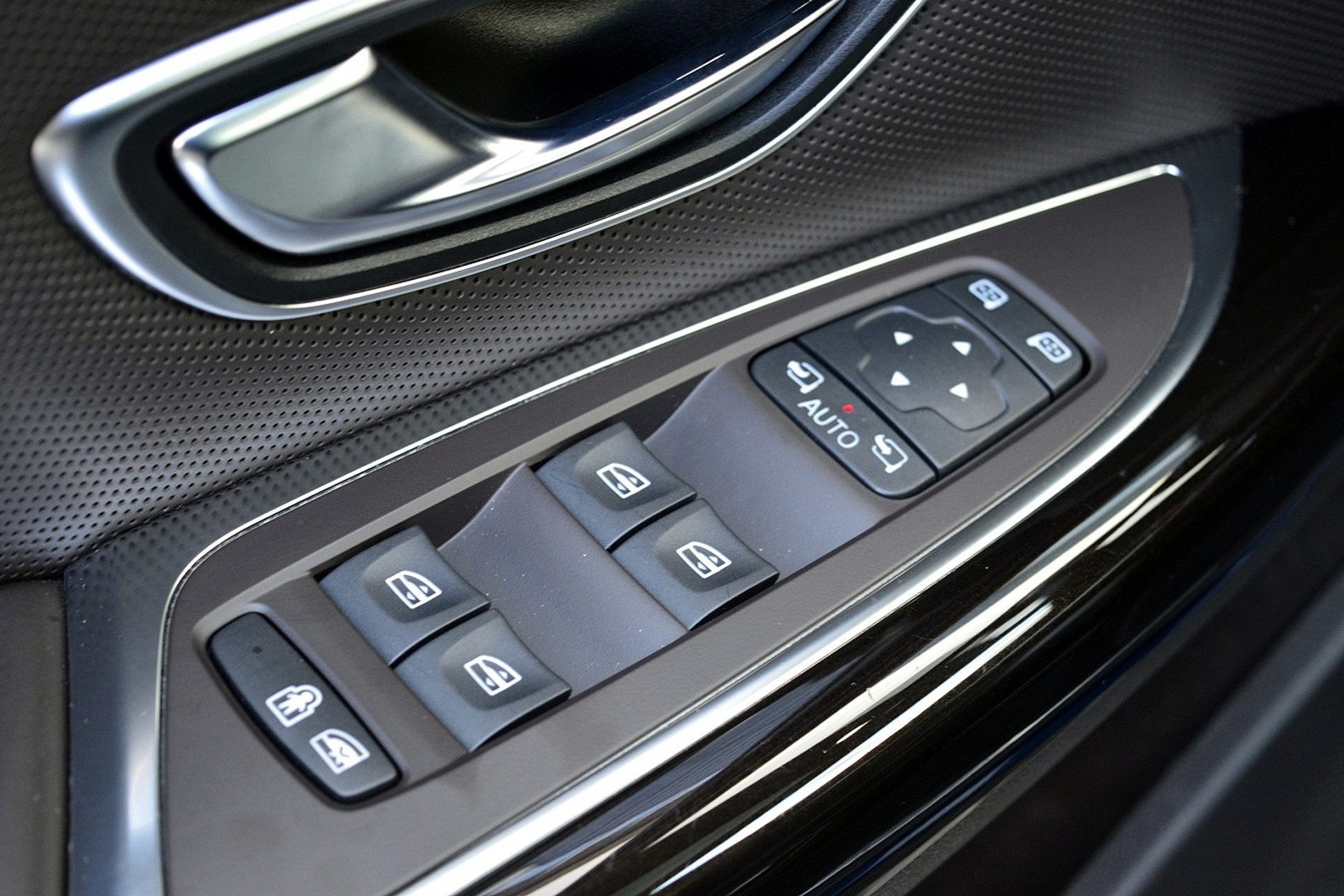 Renault Espace 1.8 TCe Initiale Paris 7p. 48658763-36.jpg | ABC Auto's