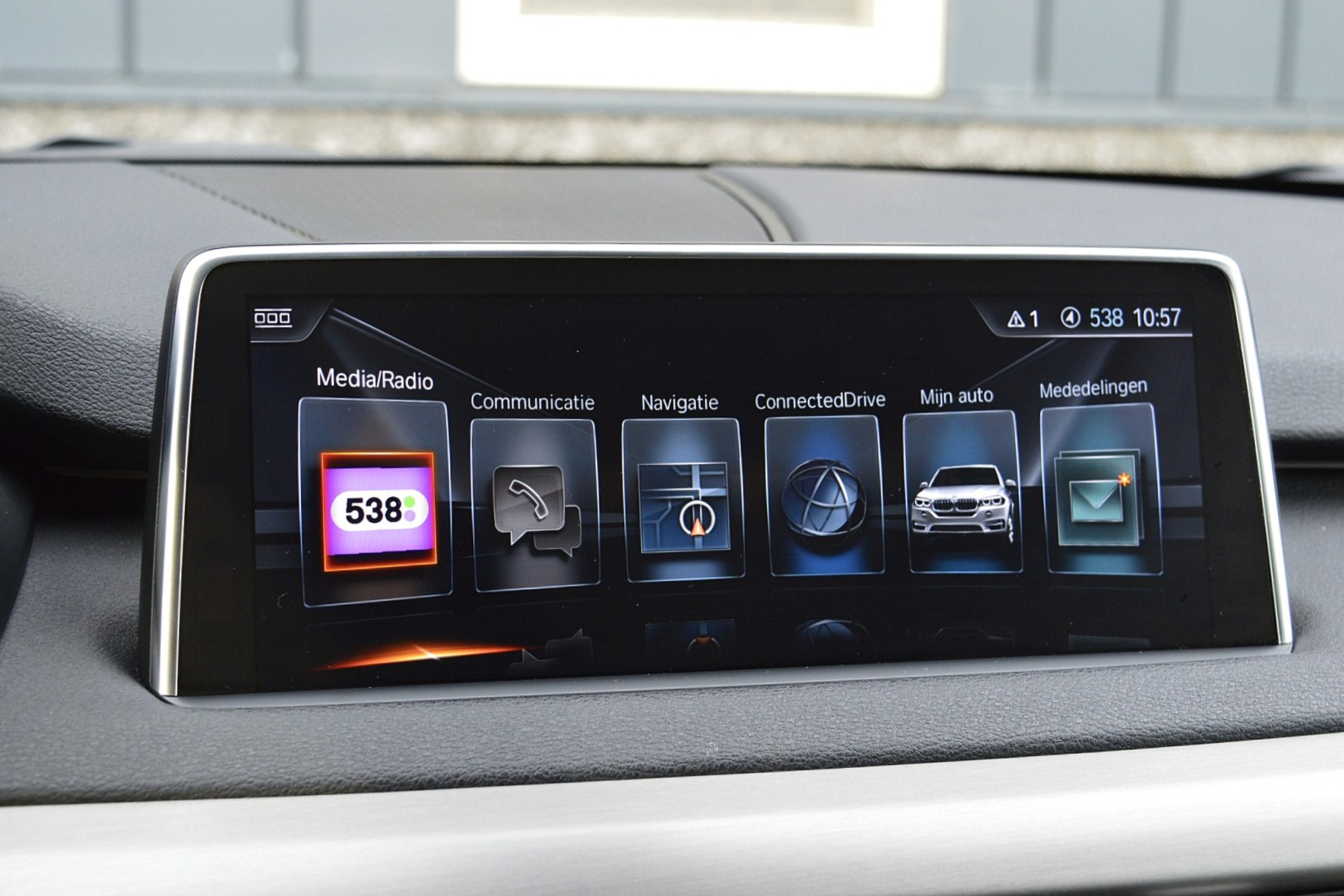 BMW X5 xDrive50i High Executive 7p. 48809081-21.jpg | ABC Auto's