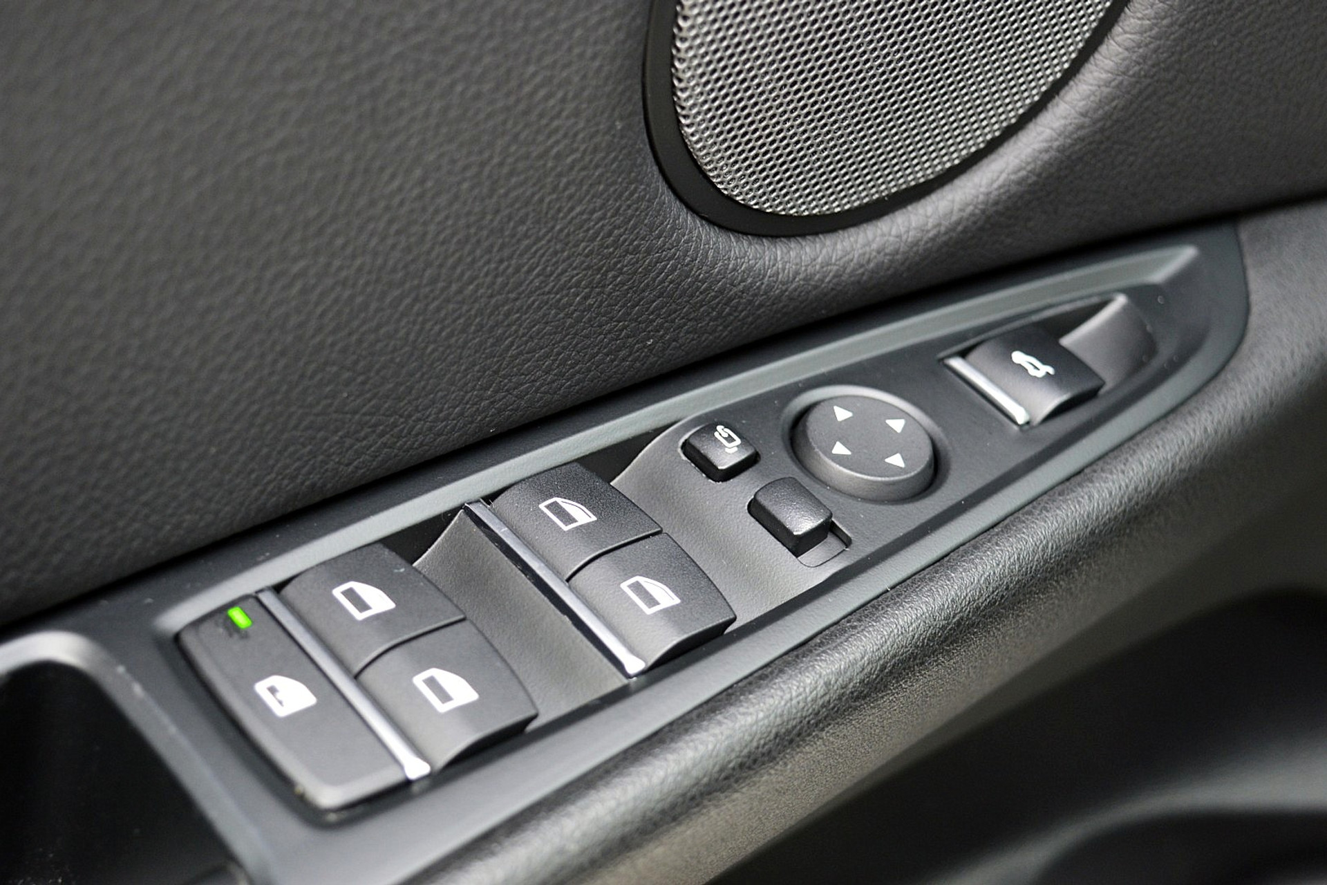 BMW X5 xDrive50i High Executive 7p. 48809081-37.jpg | ABC Auto's