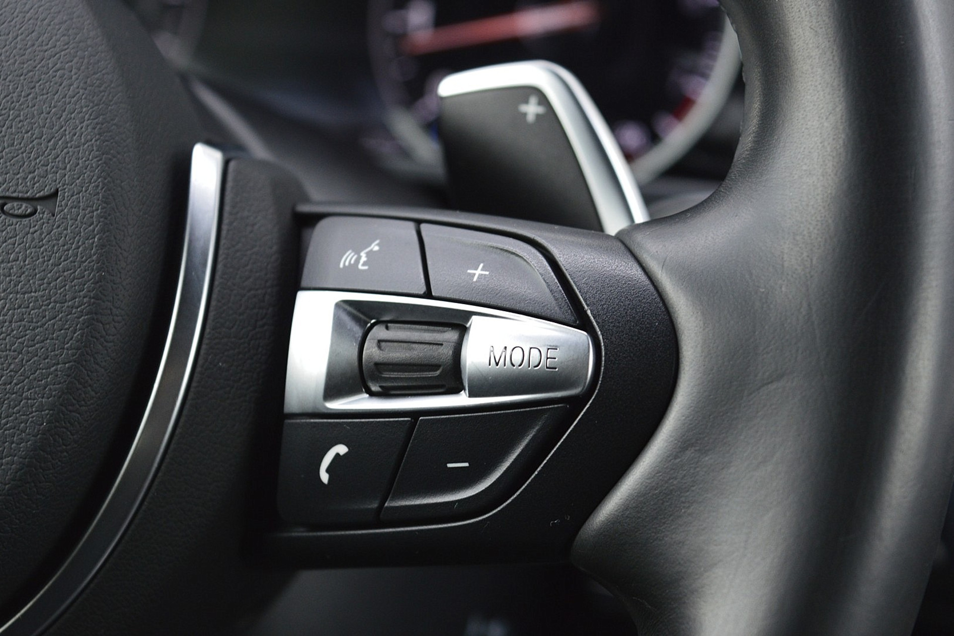 BMW X5 xDrive50i High Executive 7p. 48809081-44.jpg | ABC Auto's