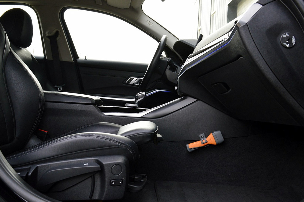 BMW 3 Serie Touring 320i Sport-Line High Executive Edition 49541116-13.jpg | ABC Auto's