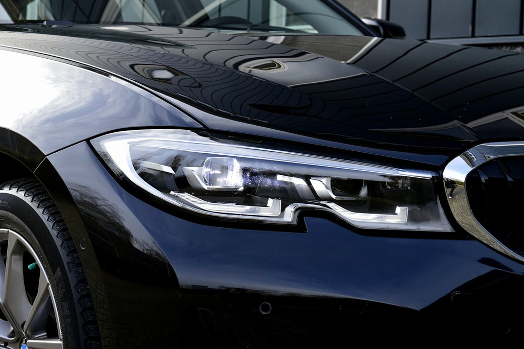 BMW 3 Serie Touring 320i Sport-Line High Executive Edition 49541116-6.jpg | ABC Auto's