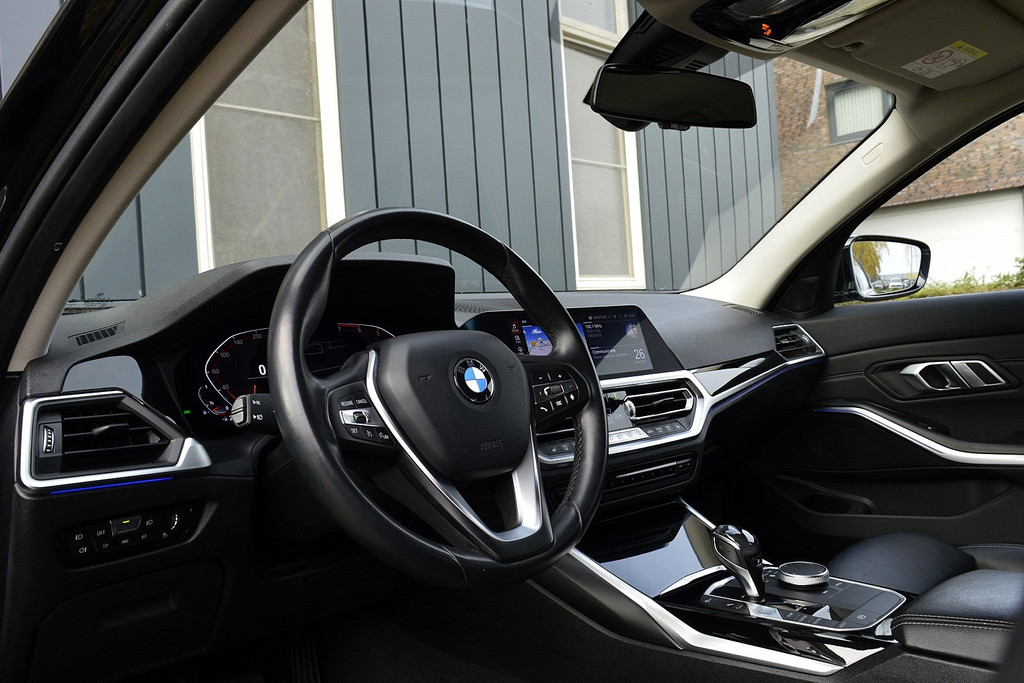 BMW 3 Serie Touring 320i Sport-Line High Executive Edition 49541116-9.jpg | ABC Auto's