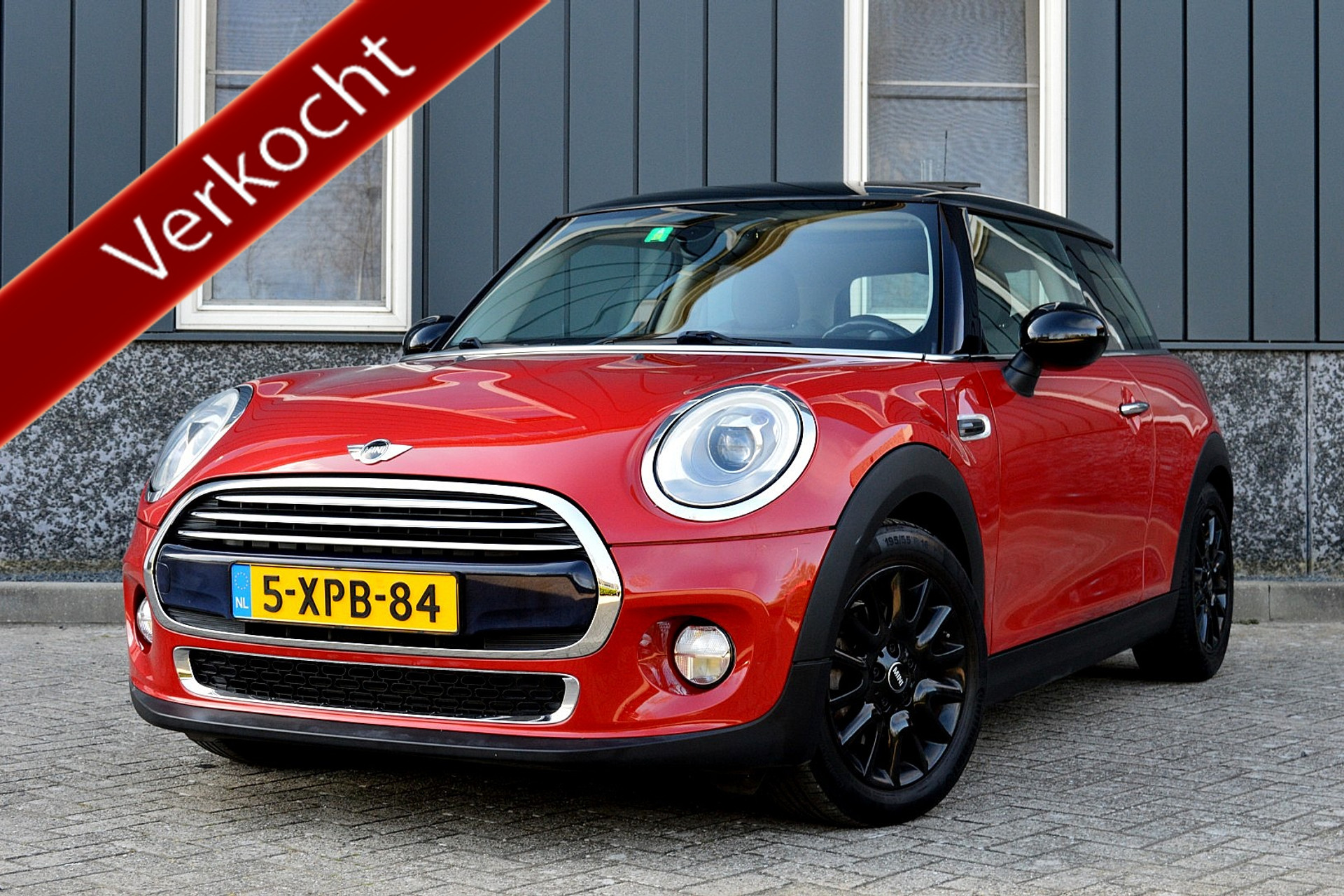 MINI Mini 1.5 Cooper First Born Edition 43912779-0.jpg | ABC Auto's