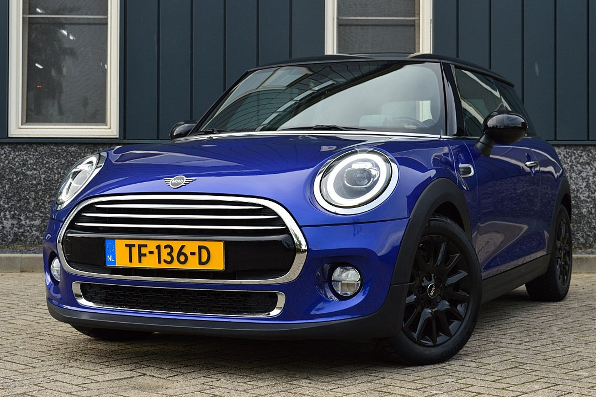 MINI Mini 1.5 Cooper Pepper 44732253-0.jpg | ABC Auto's