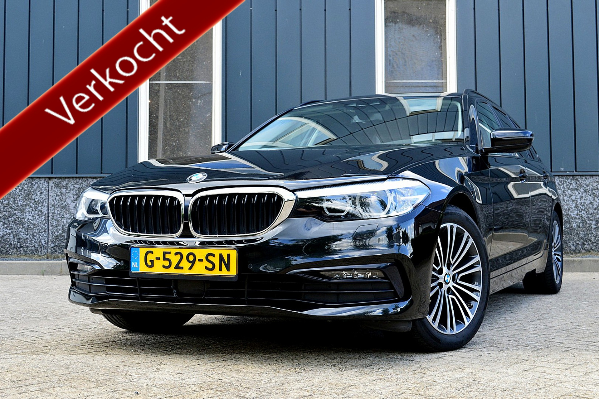 BMW 5 Serie Touring 520i Sport-Line 46686975-0.jpg | ABC Auto's