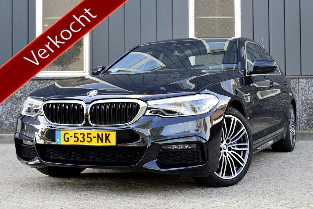 BMW 5 Serie 530e iPerformance Saphir Edition M-Sport SOH 88% 55519140-0.jpg | ABC Auto's